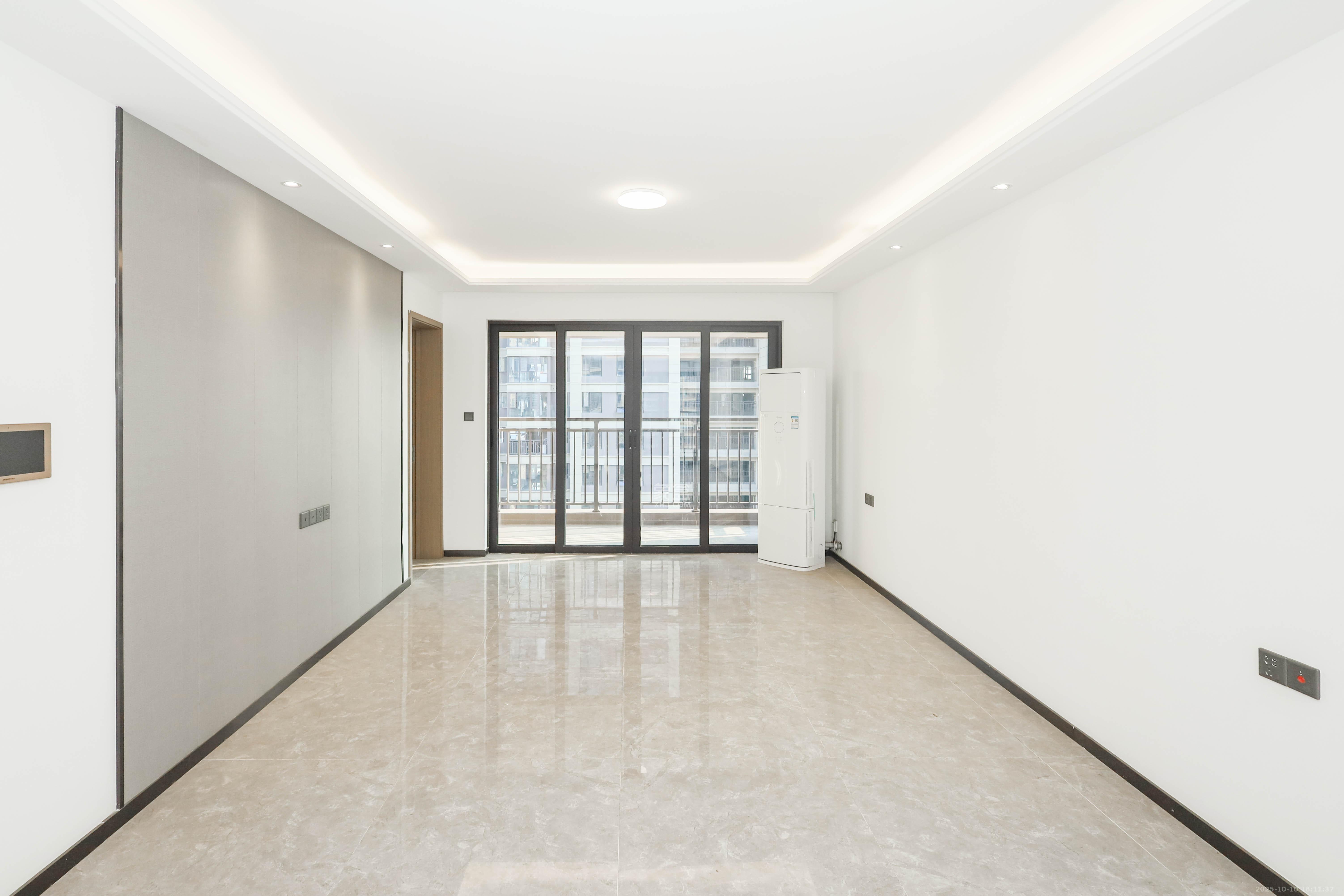 招商华发依云曦城  4室2厅2卫    128.0万