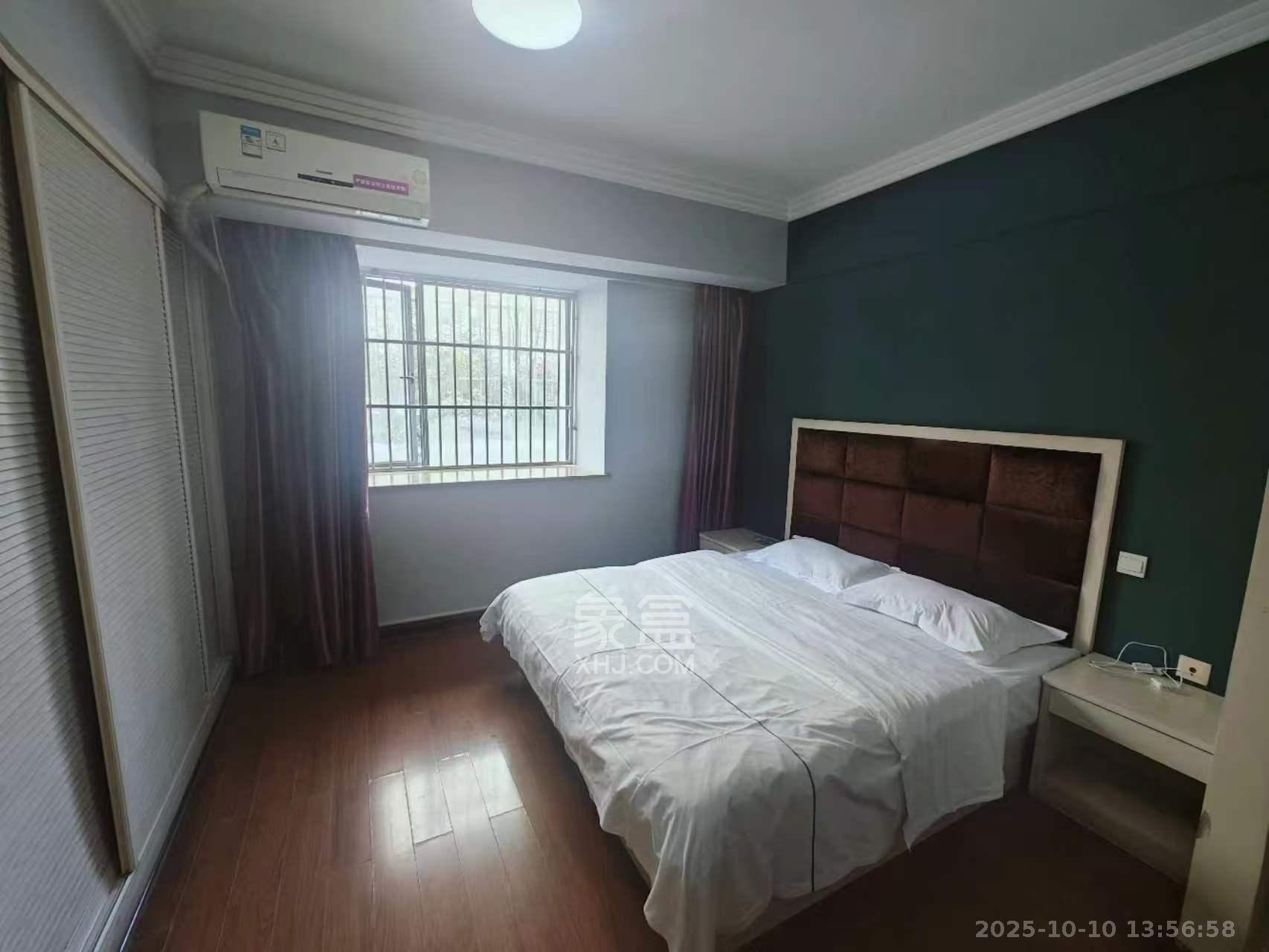 西子一间  1室0厅1卫    1500.0元/月室内图