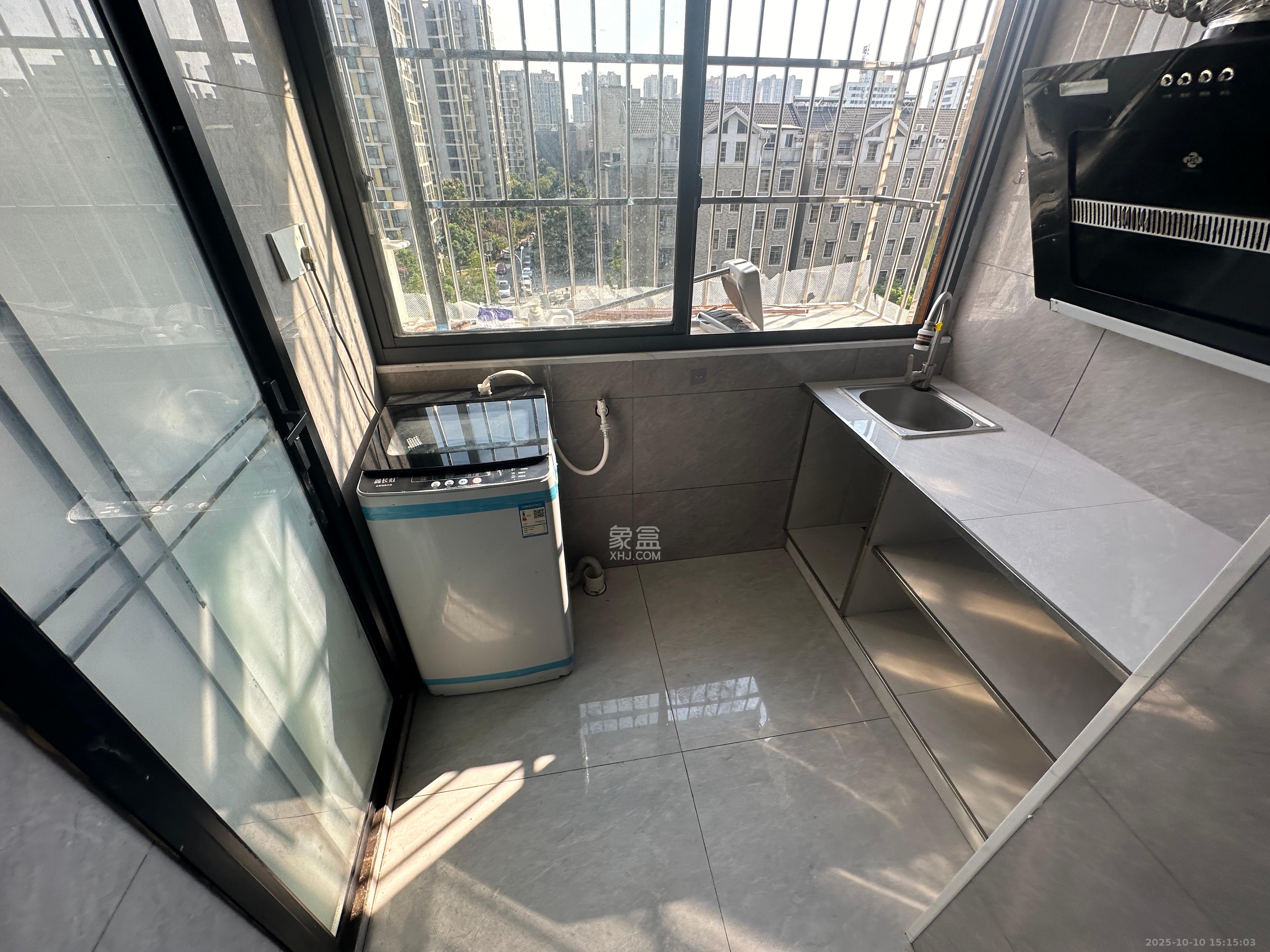 黄鹤小区2片  1室0厅0卫    1150.0元/月室内图