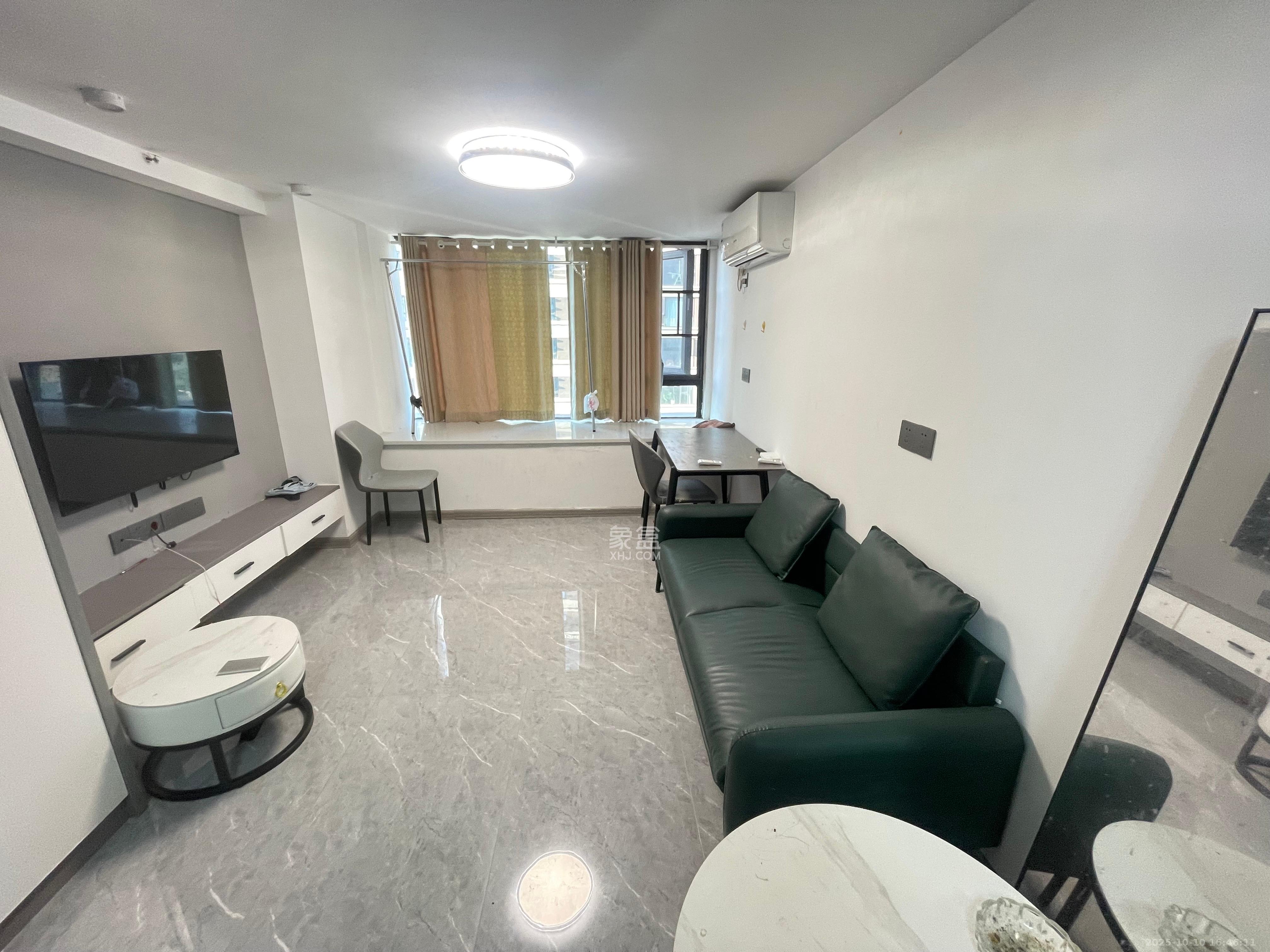 金茂建发泊悦  2室1厅1卫    2000.0元/月 金茂建发泊悦  2室1厅1卫    2000.0元/月室内图