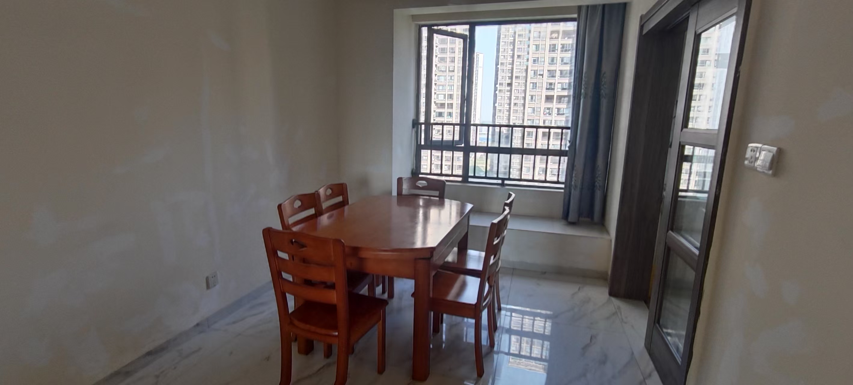 华耀碧桂园十里江湾嘉誉  4室2厅2卫    78.8万