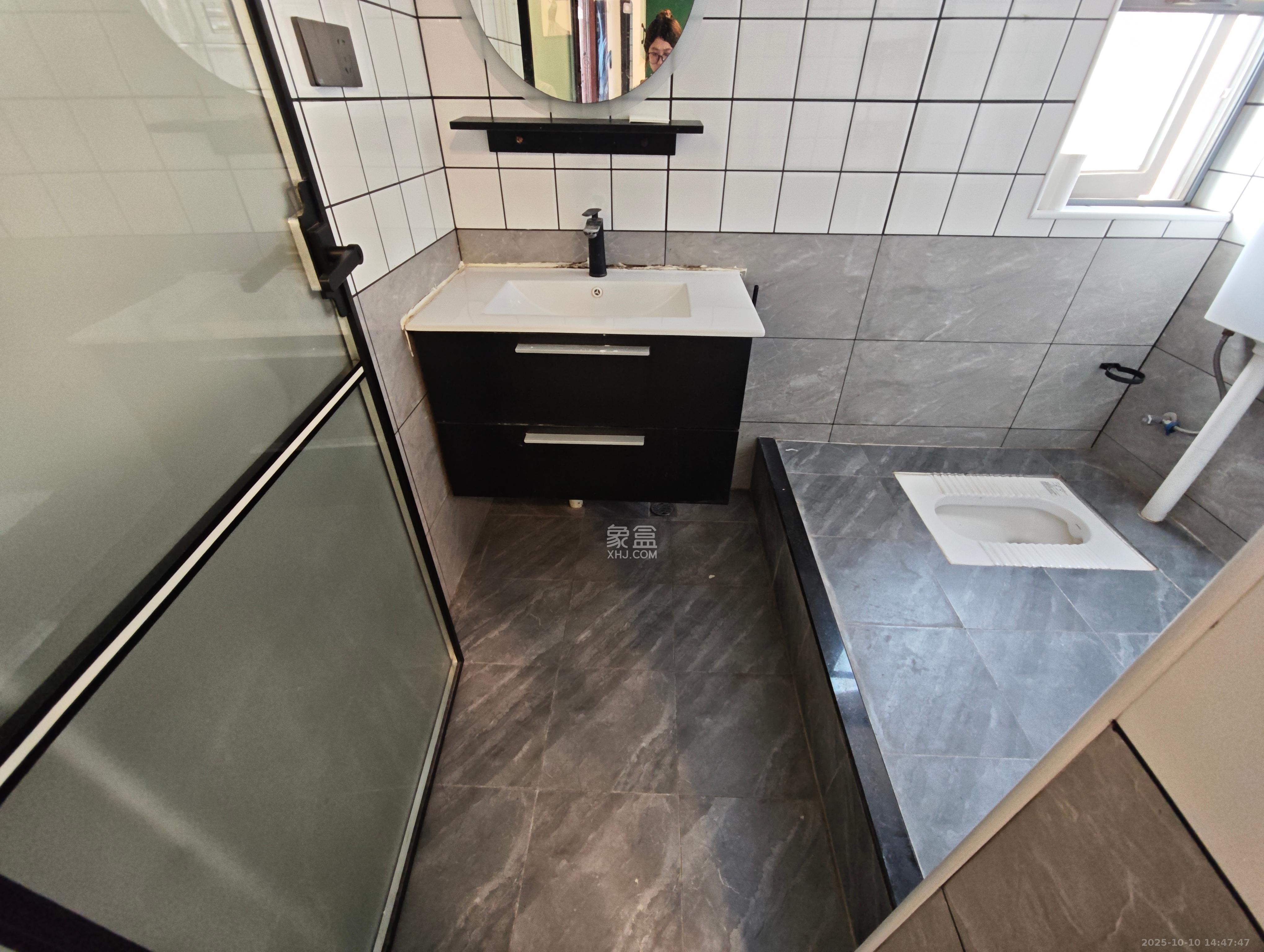 天健城  1室0厅1卫    2300.0元/月 天健城  1室0厅1卫    2300.0元/月室内图