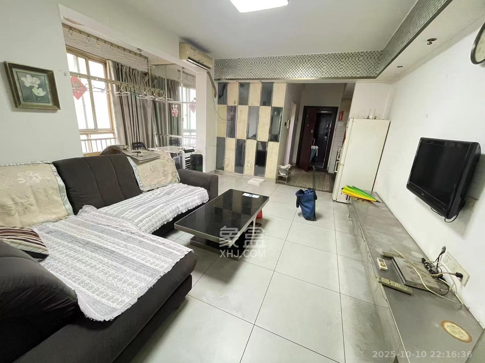 天心华庭 1室1厅1卫 2000.0元/月 天心华庭 1室1厅1卫 2000.0元/月室内图