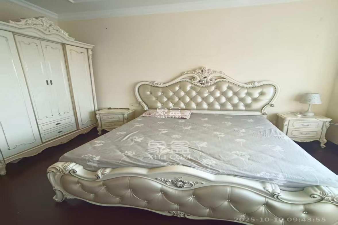 恒大雅苑 3室2厅2卫 2300.0元/月 恒大雅苑 3室2厅2卫 2300.0元/月室内图