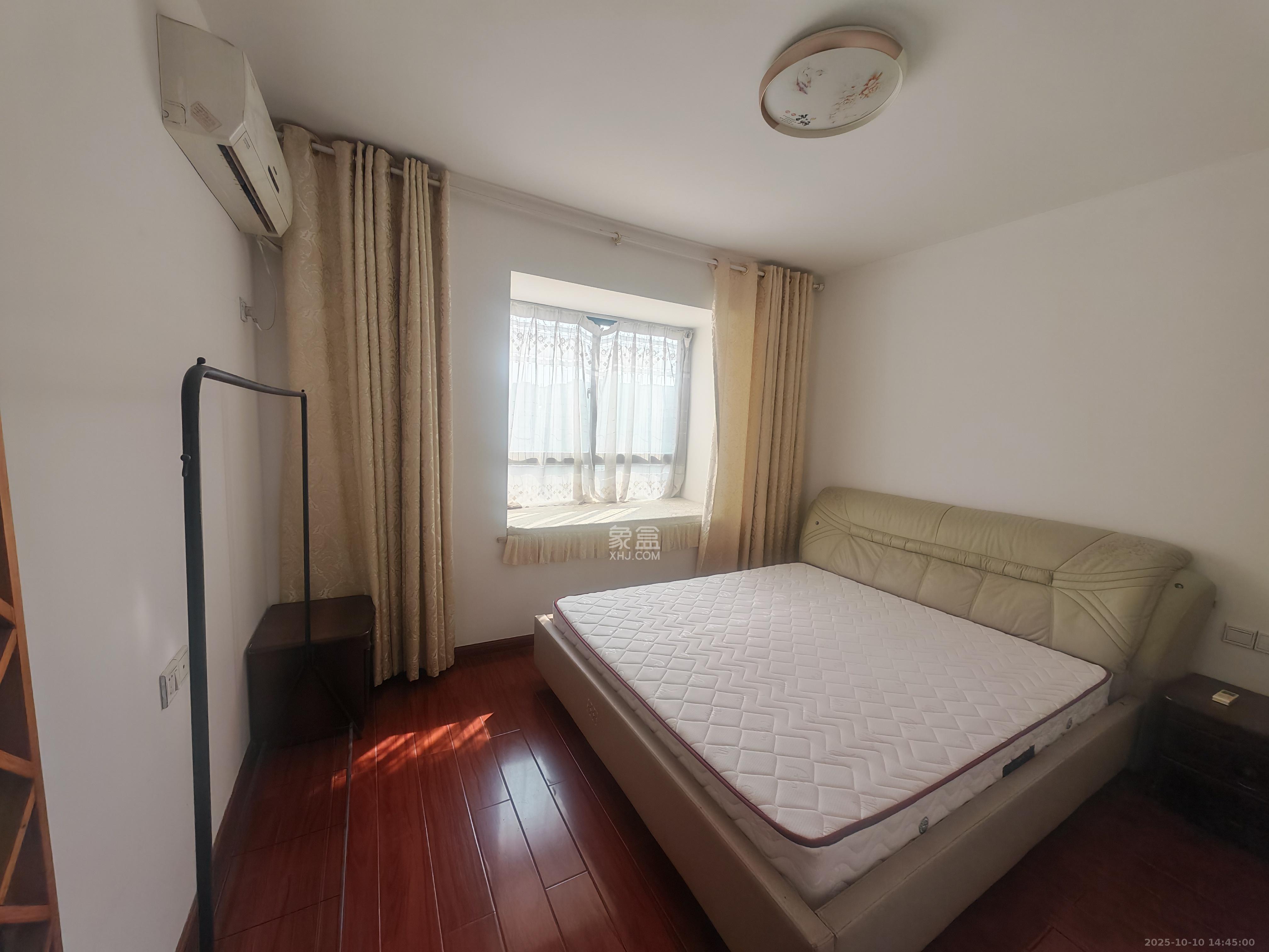 锦湘国际星城三期(锦绣苑)  2室2厅1卫    2300.0元/月 锦湘国际星城三期(锦绣苑)  2室2厅1卫    2300.0元/月室内图