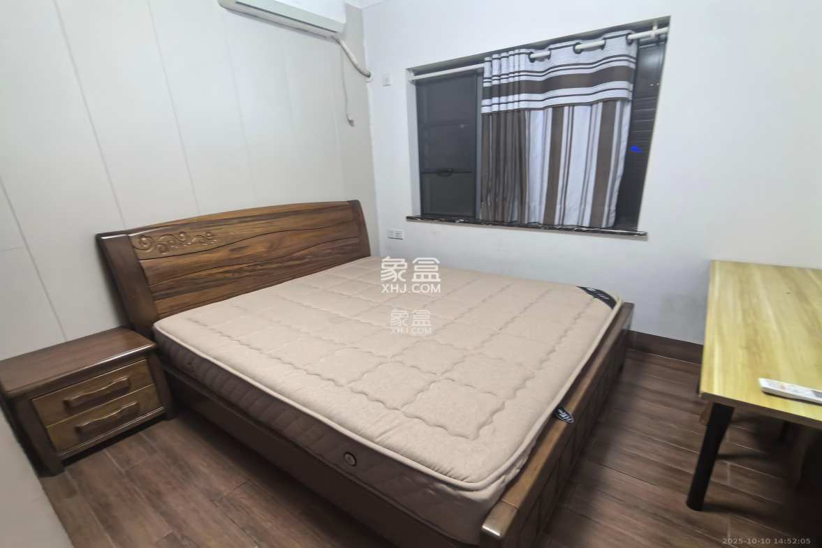 上海城小区 4室2厅2卫 2700.0元/月 上海城小区 4室2厅2卫 2700.0元/月室内图