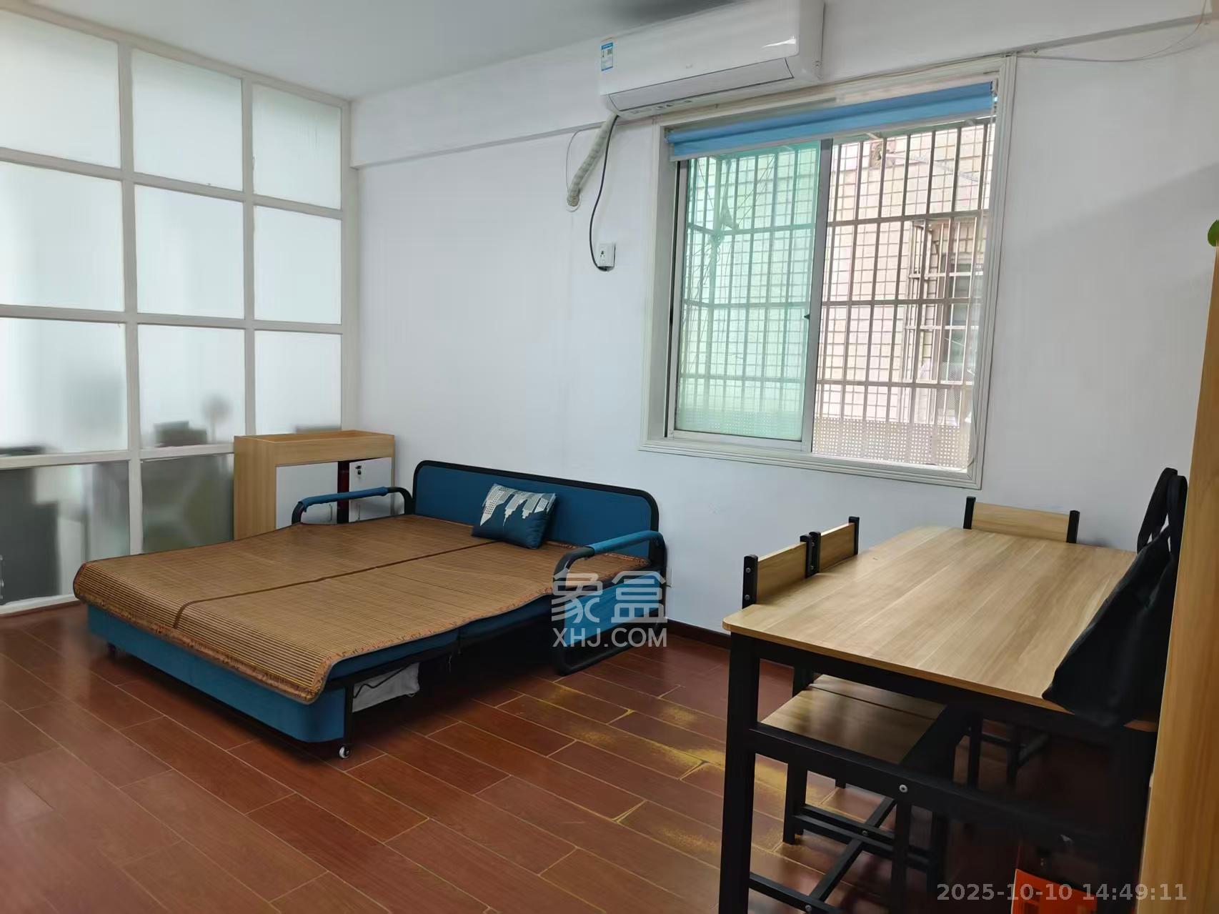 朝阳银座  2室1厅1卫    2000.0元/月室内图