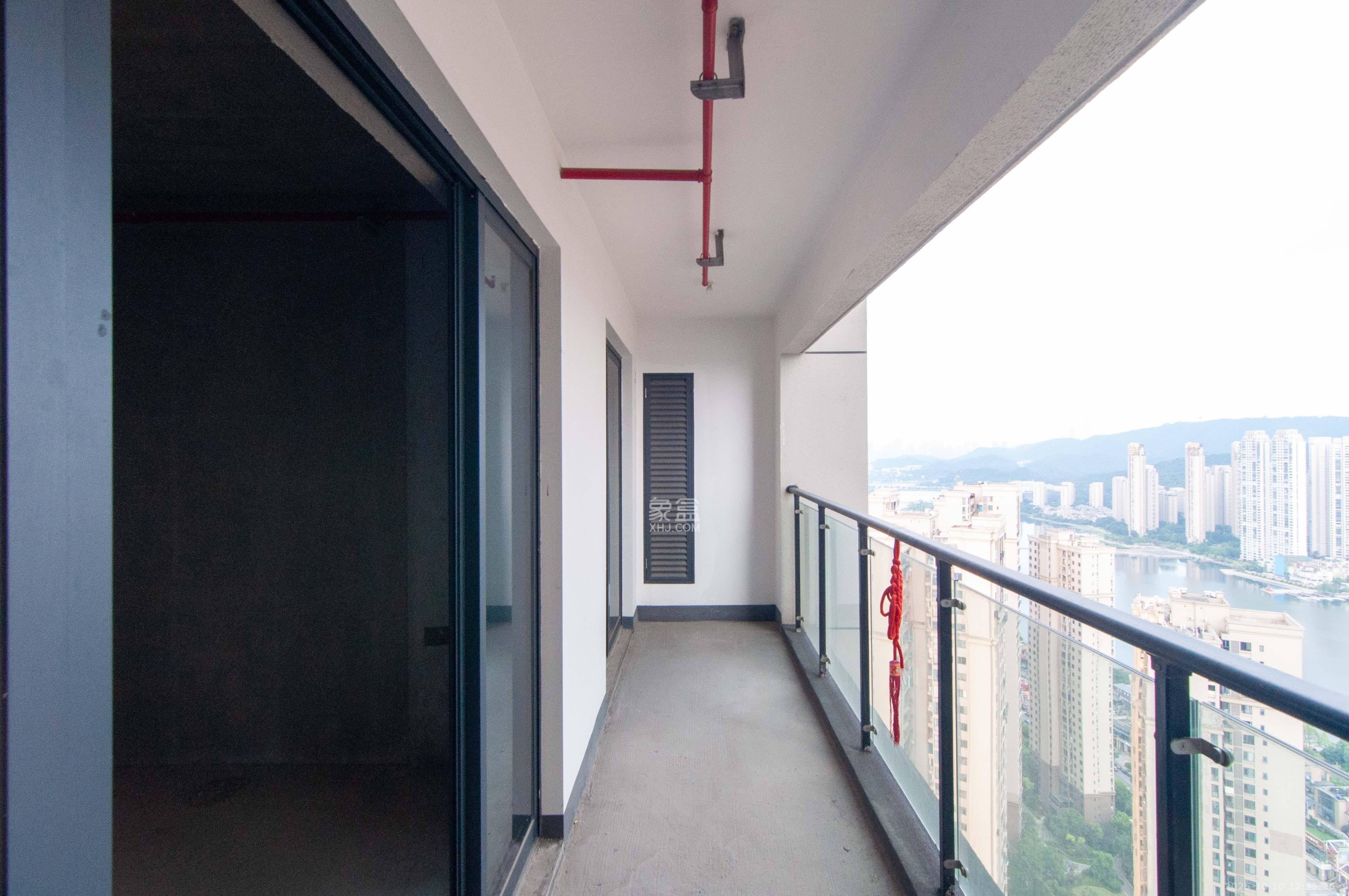 中建梅溪湖中心 4室2厅3卫 183.0万 中建梅溪湖中心 4室2厅3卫 183.0万其他