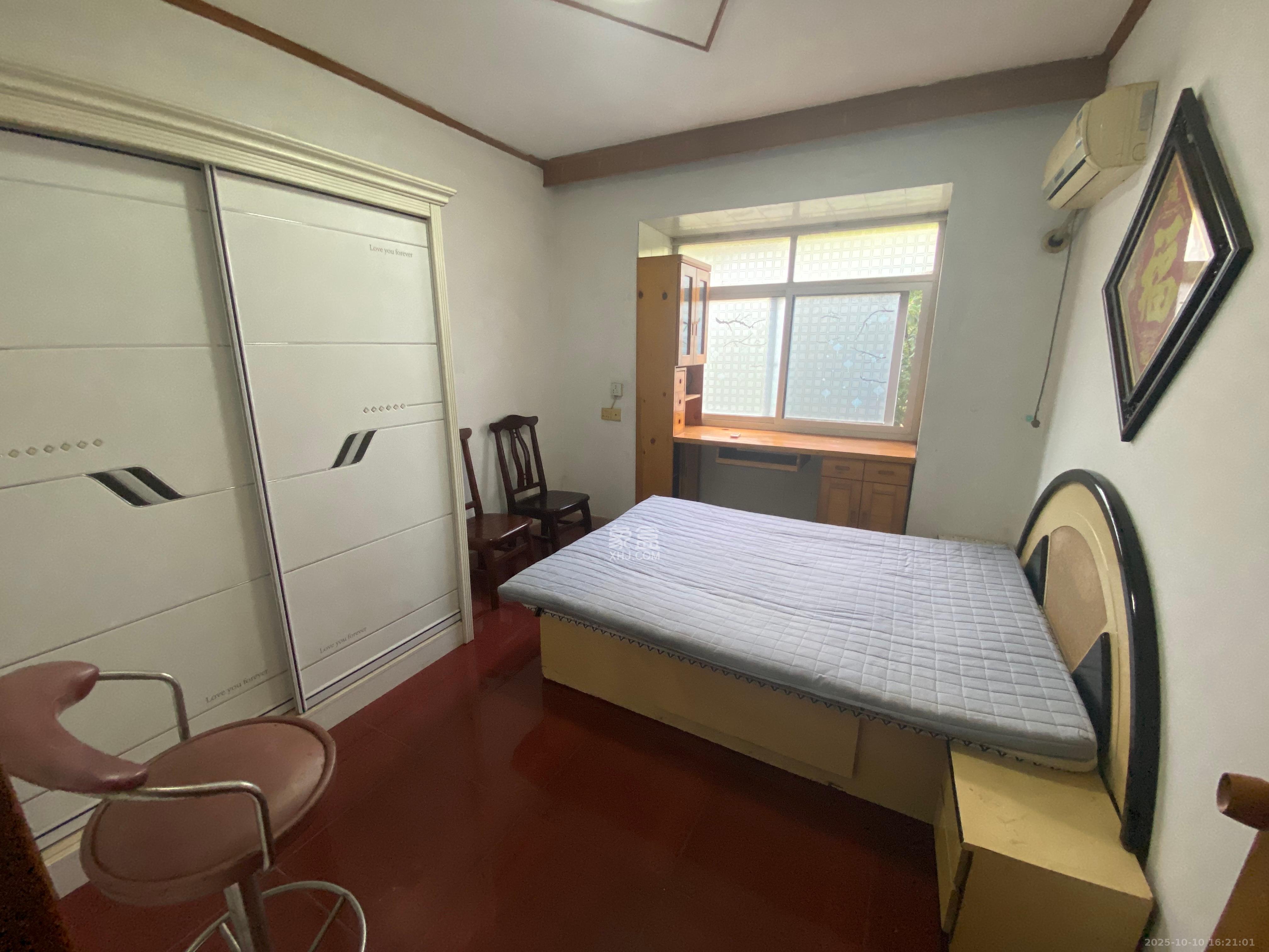 桔园小区1-8片 2室1厅1卫 1300.0元/月 桔园小区1-8片 2室1厅1卫 1300.0元/月室内图