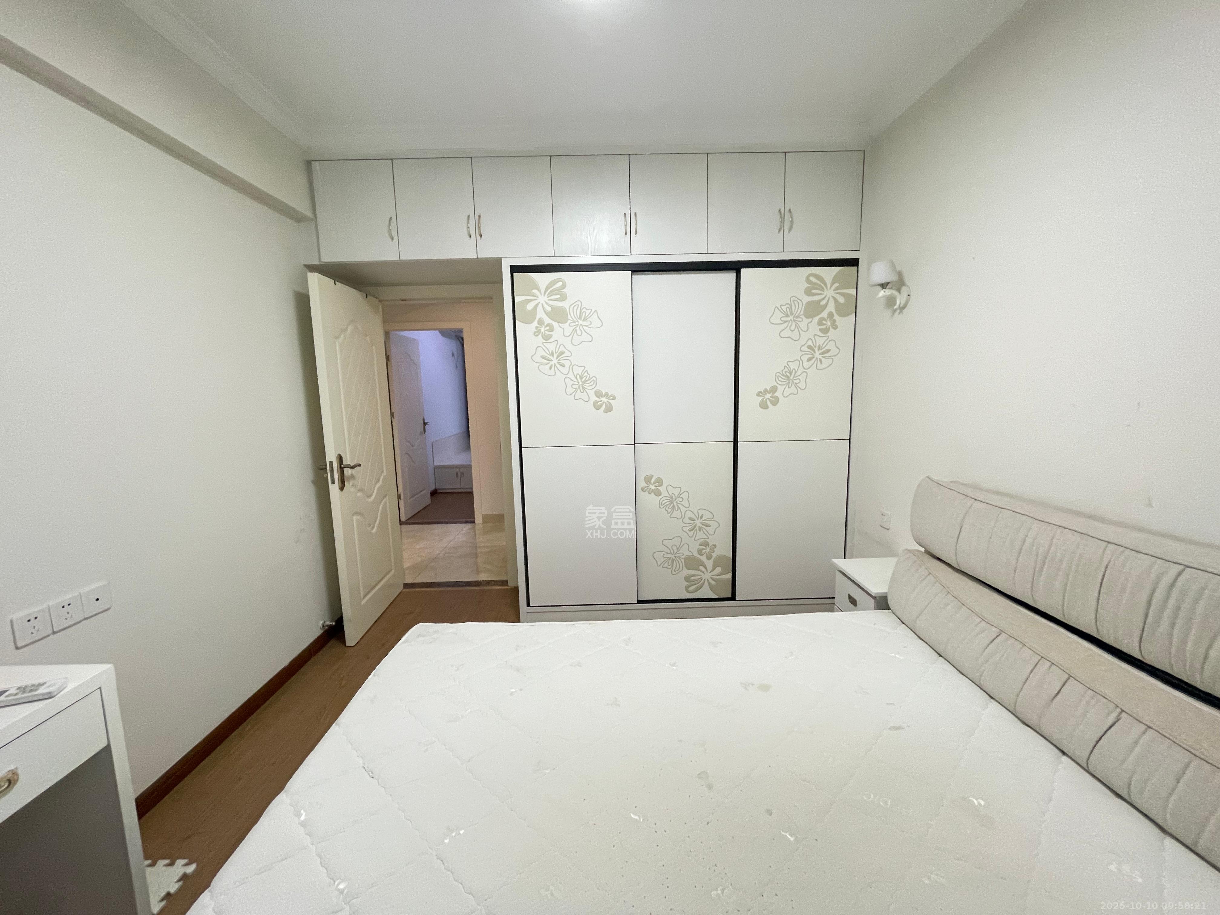 兰亭都荟（璟峰苑）  3室2厅1卫    2900.0元/月室内图