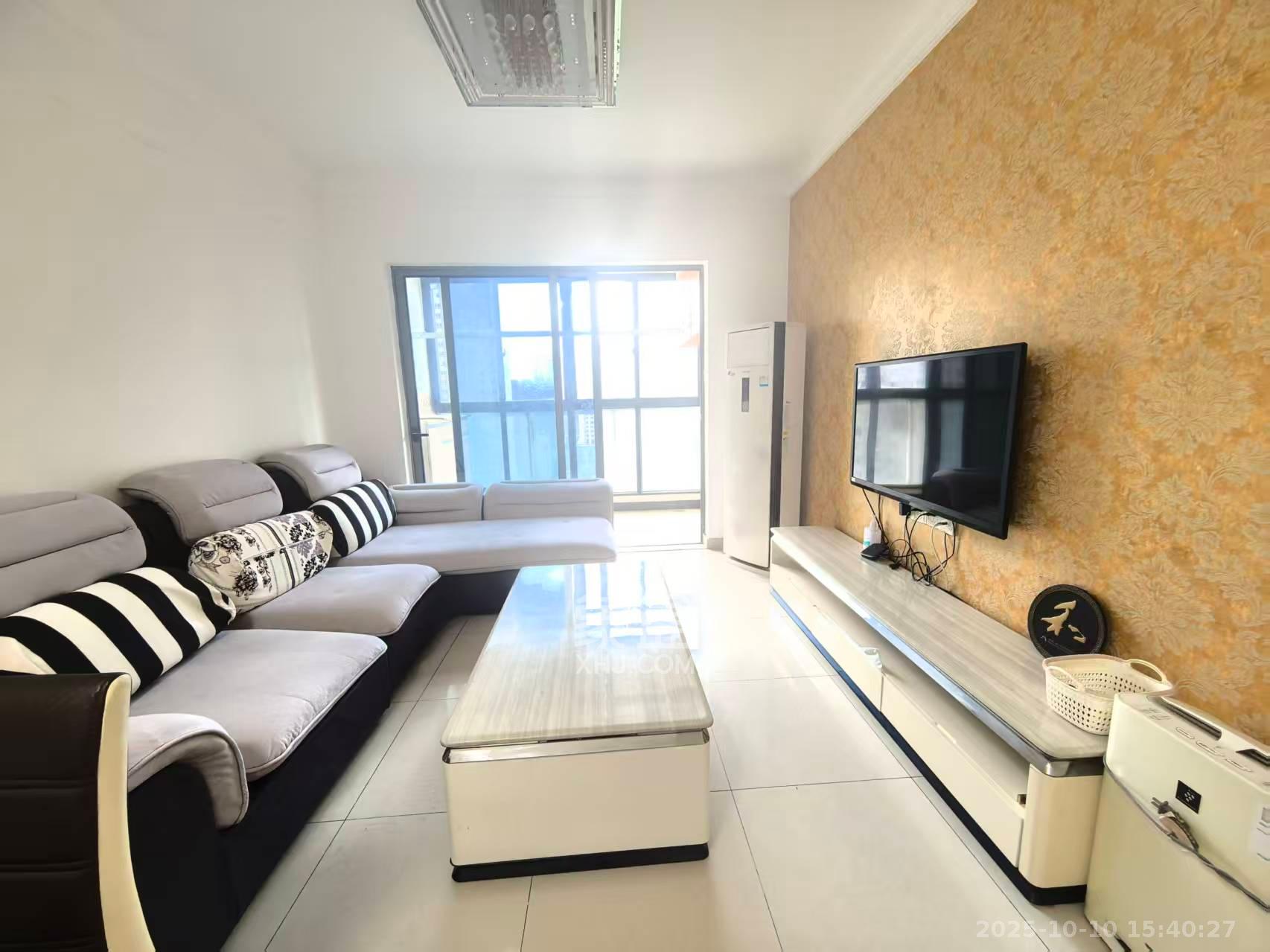 珠江花城四期花盛 2室2厅1卫 2300.0元/月 珠江花城四期花盛 2室2厅1卫 2300.0元/月室内图