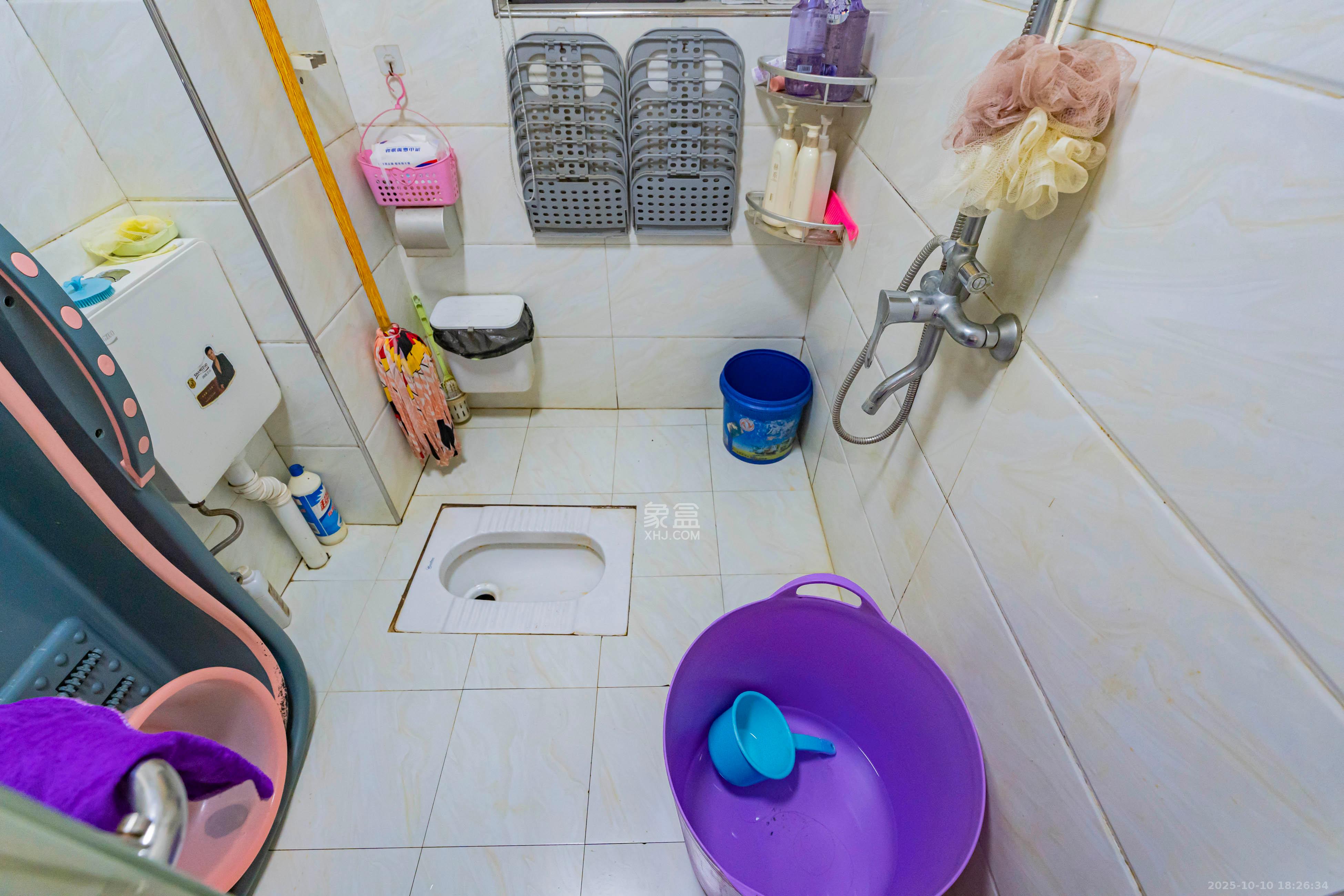 海洋半岛（月珑湾）  3室2厅1卫    87.0万卫生间