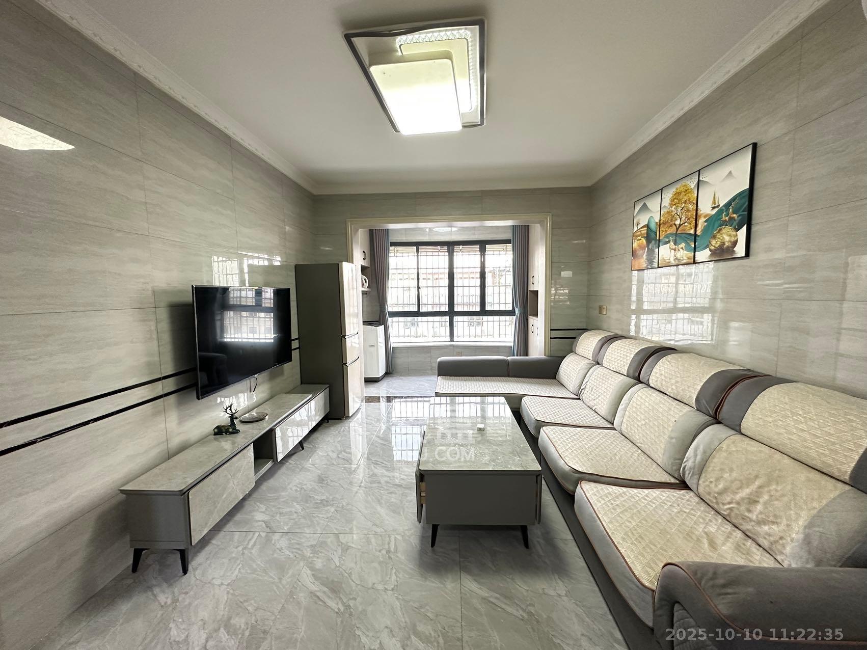 嘉雨兴园  2室1厅1卫    2800.0元/月 嘉雨兴园  2室1厅1卫    2800.0元/月室内图