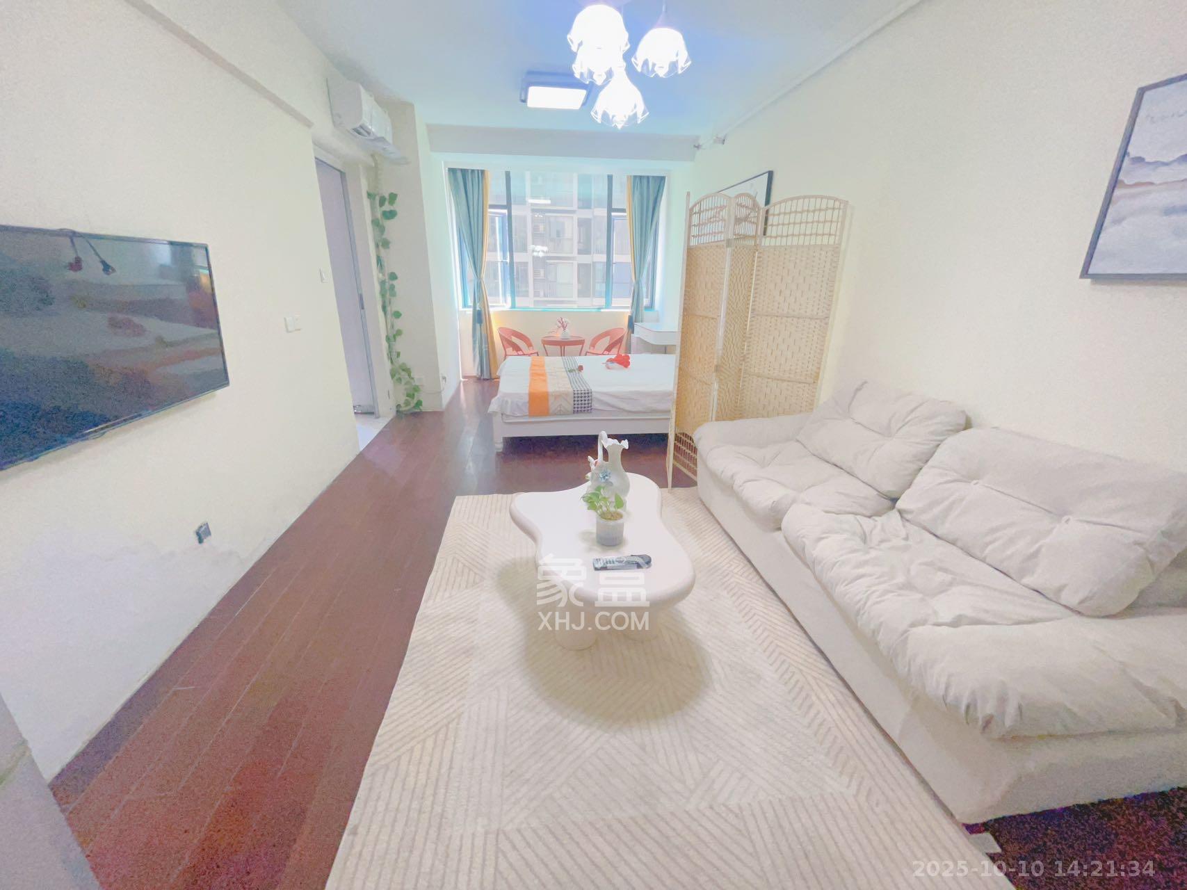 湘域中央  1室1厅1卫    2480.0元/月