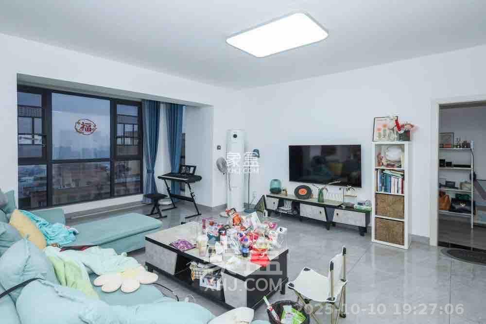 潇湘奥林匹克花园  3室2厅1卫    2600.0元/月室内图