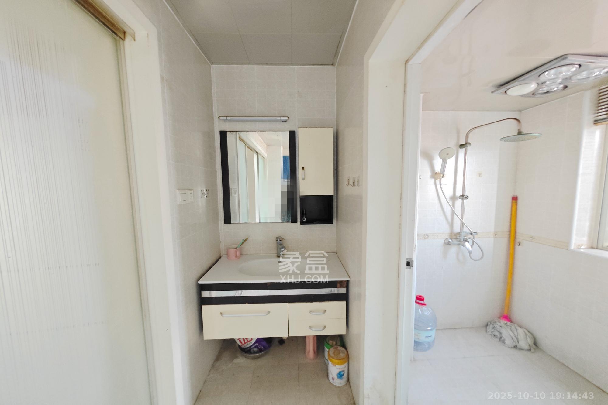 桔香鑫城 3室2厅1卫 93.8万 桔香鑫城 3室2厅1卫 93.8万其他