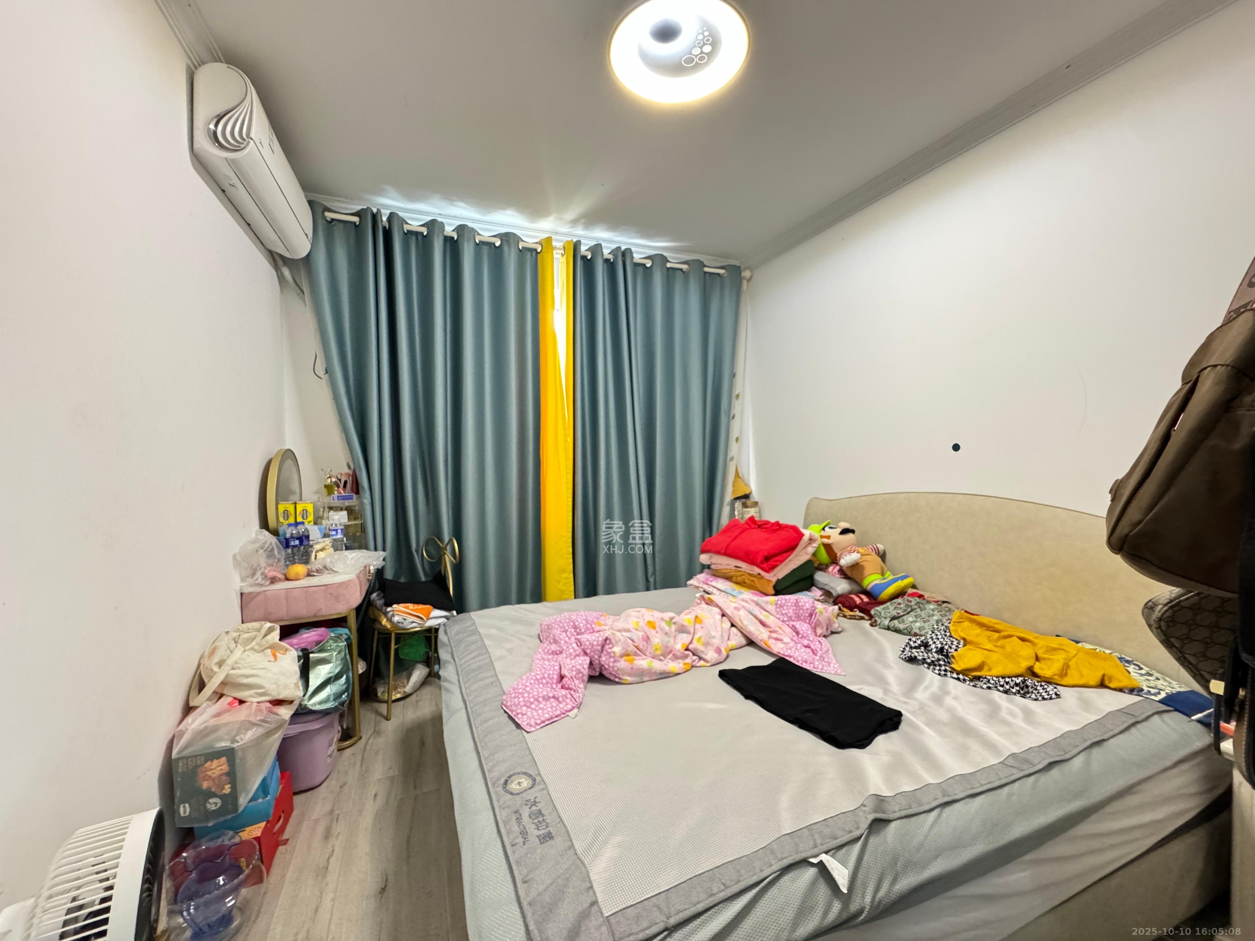 芙蓉万国城MOMA（卓越汇富苑）  4室2厅2卫    3200.0元/月室内图