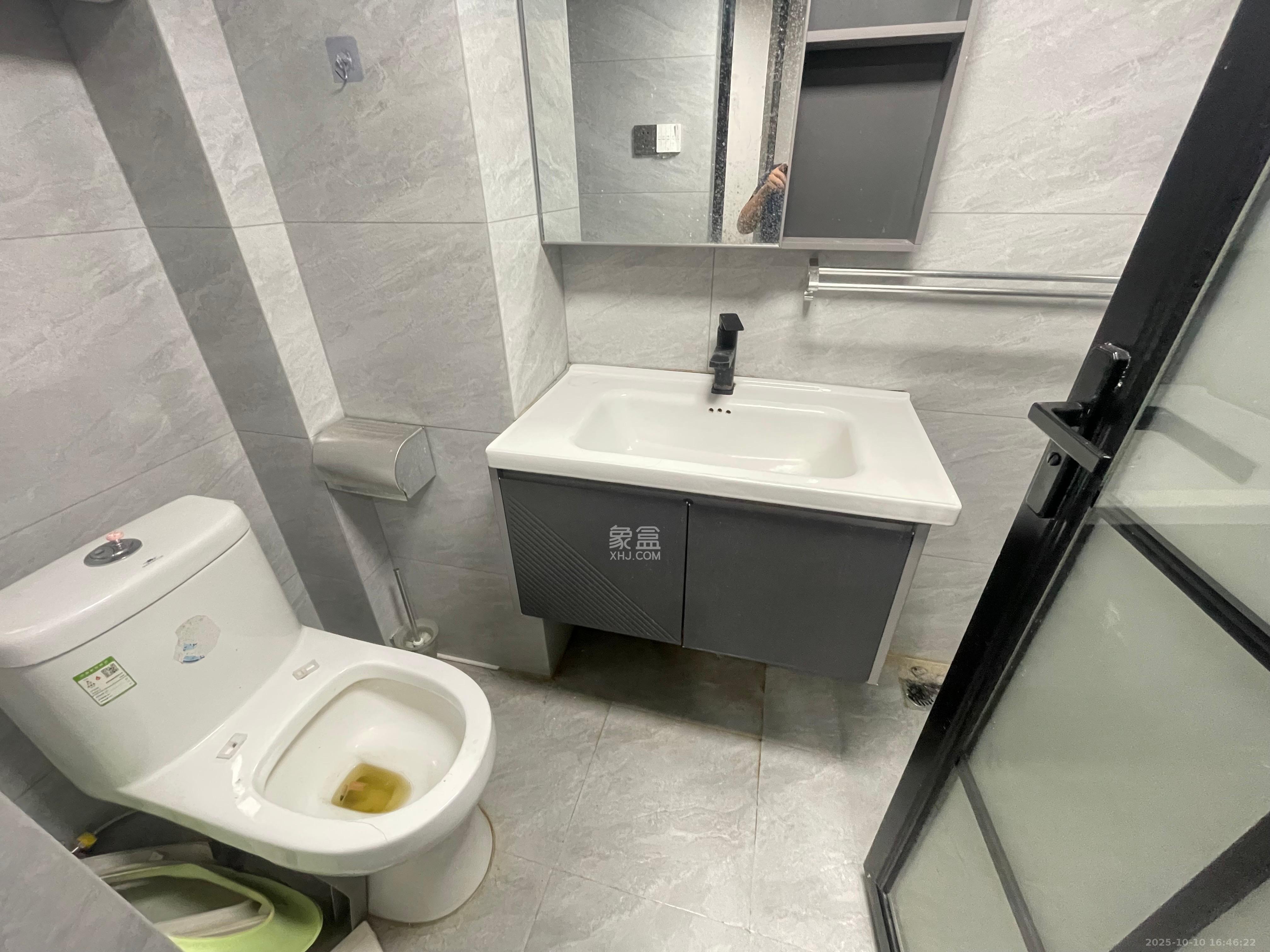 金茂建发泊悦  2室1厅1卫    2000.0元/月室内图