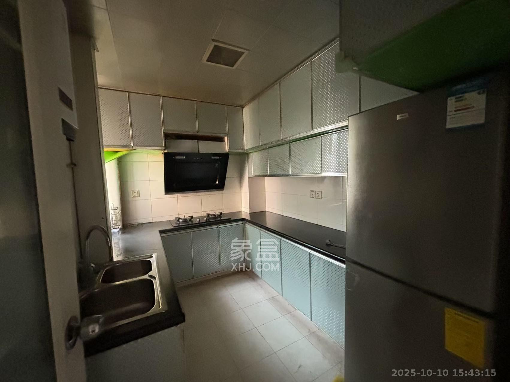 富绿新村  2室2厅1卫    1700.0元/月 富绿新村  2室2厅1卫    1700.0元/月室内图