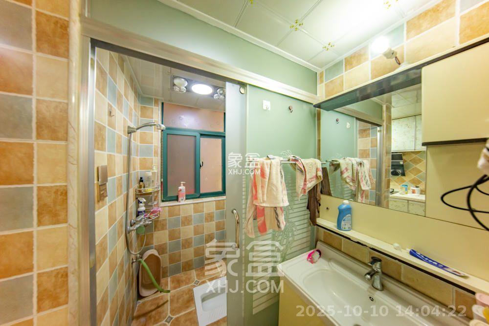 洋湖时代  3室2厅1卫    2300.0元/月 洋湖时代  3室2厅1卫    2300.0元/月室内图