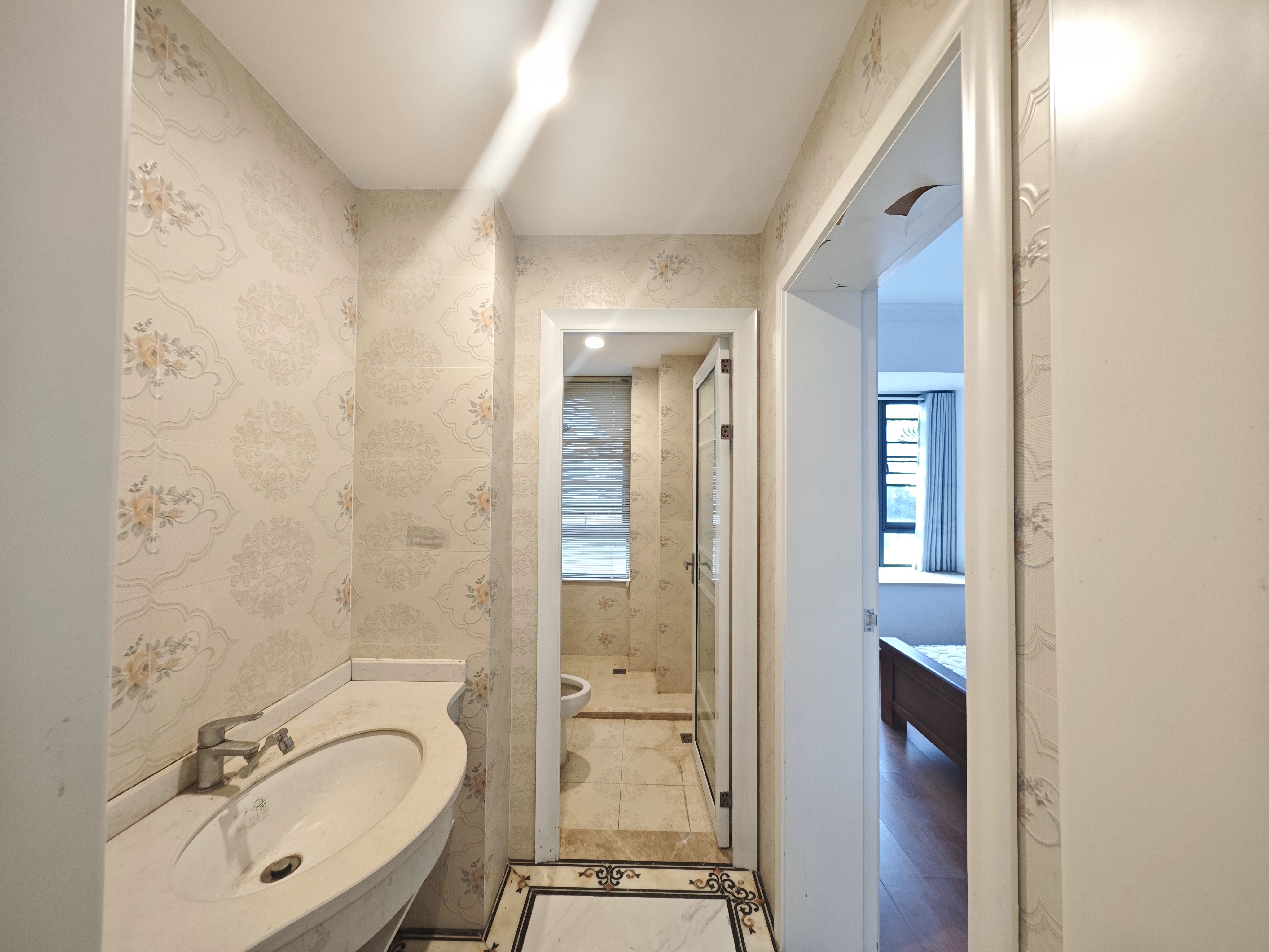 海航豪庭北苑  3室2厅2卫    5000.0元/月室内图