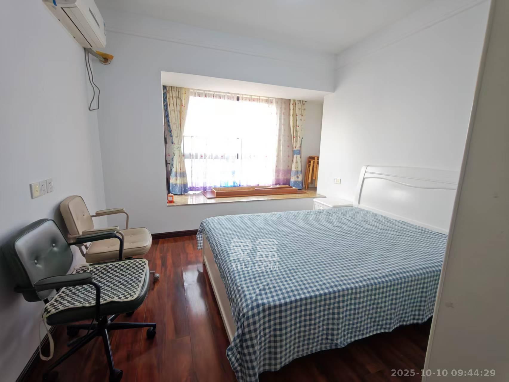 绿地中央广场 3室2厅1卫 2800.0元/月 绿地中央广场 3室2厅1卫 2800.0元/月室内图