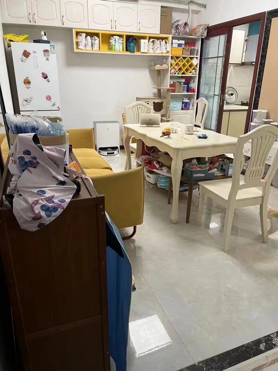 华山大厦（华山国际）  2室1厅1卫    2200.0元/月室内图