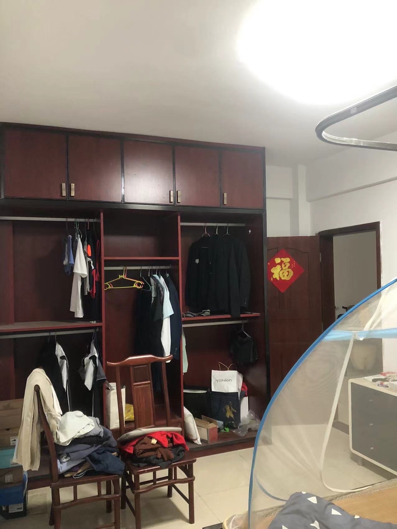 华秀小区  2室1厅1卫    1600.0元/月室内图