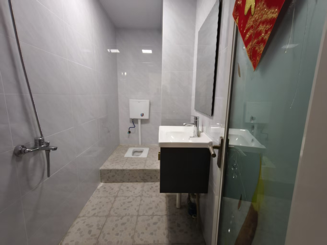 华贸大厦(华贸花苑) 3室2厅2卫 2600.0元/月 华贸大厦(华贸花苑) 3室2厅2卫 2600.0元/月室内图