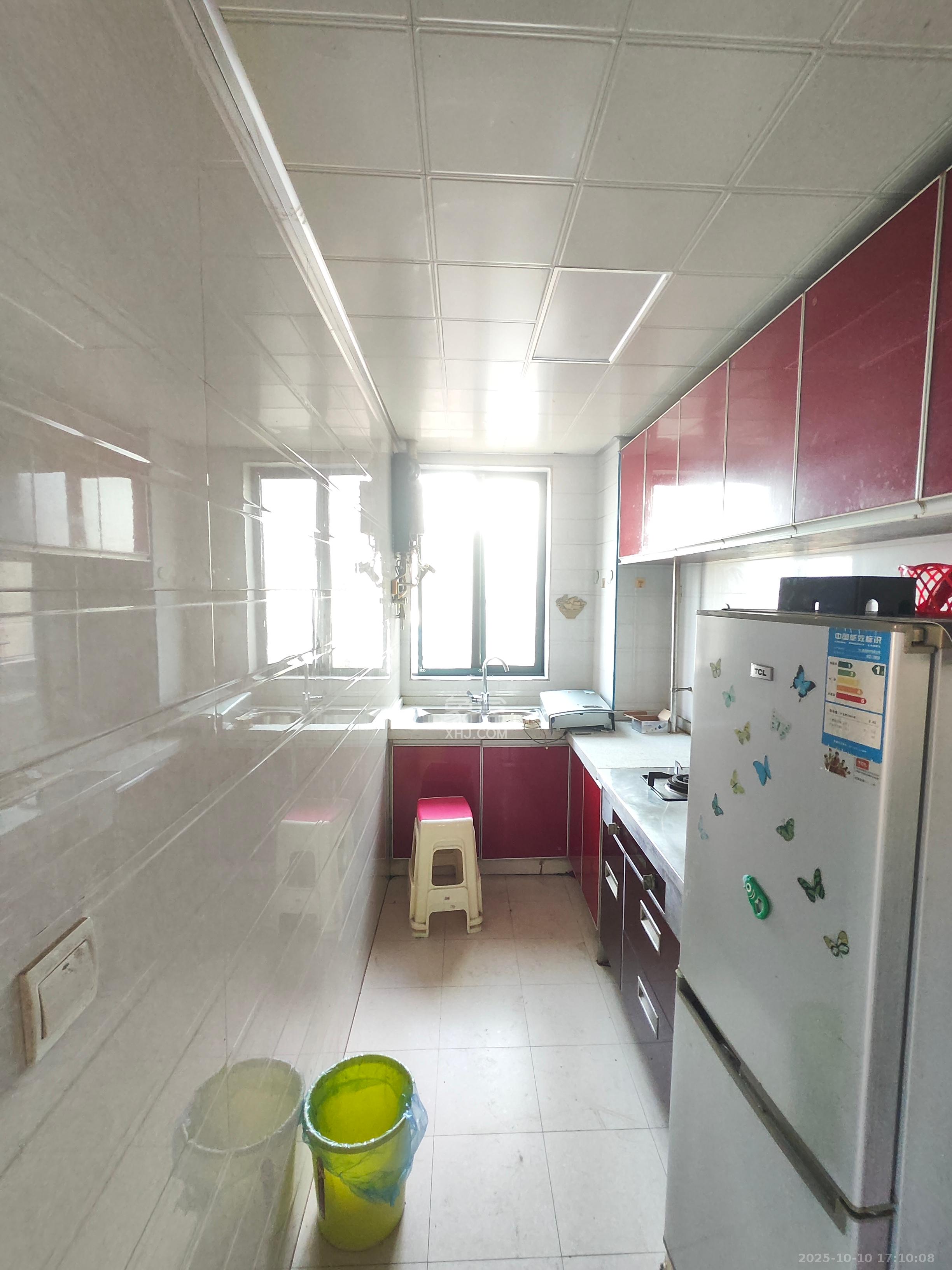 滨水名都  1室1厅1卫    1000.0元/月室内图