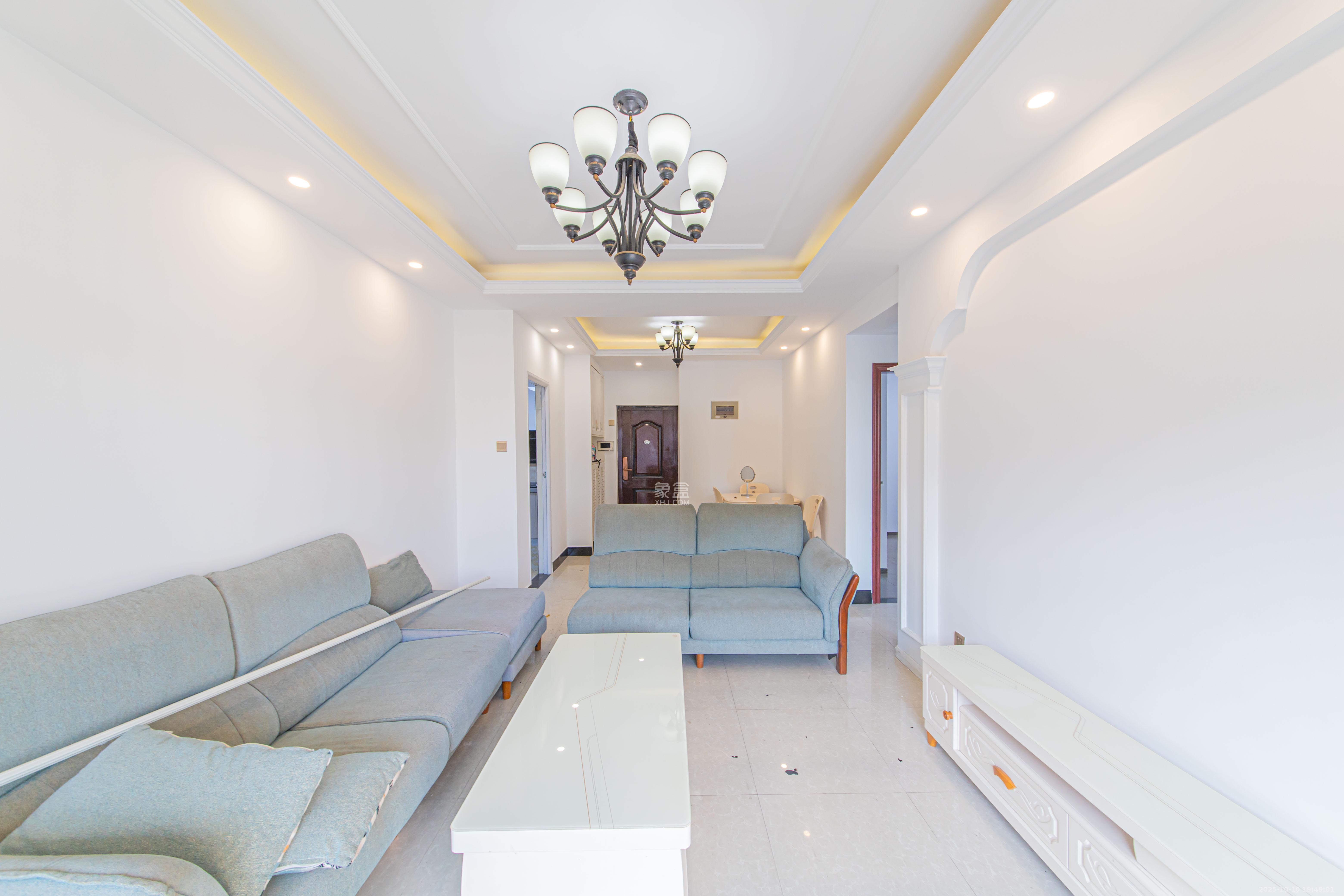 中信文化广场（中信新城二期）  2室2厅1卫    65.8万客厅