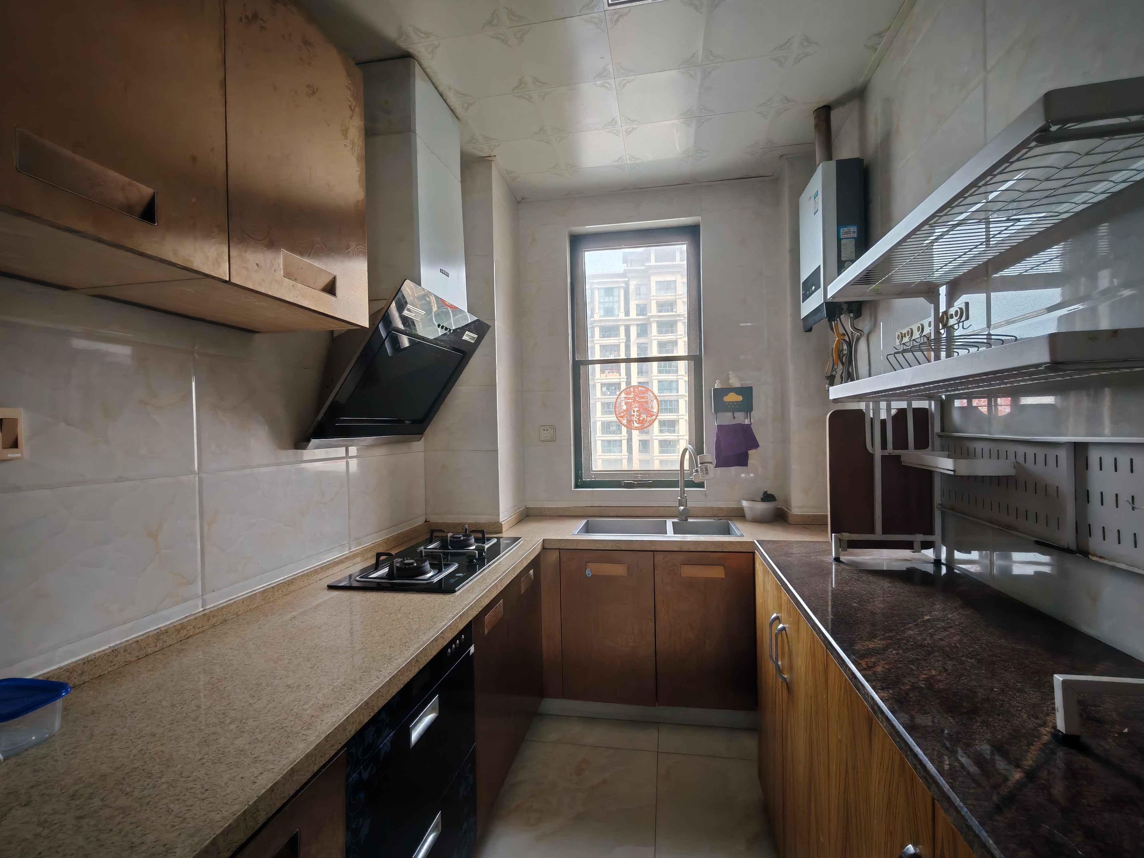 海阔天空-国瑞城一期(名仕苑) 2室2厅1卫 3300.0元/月 海阔天空-国瑞城一期(名仕苑) 2室2厅1卫 3300.0元/月室内图