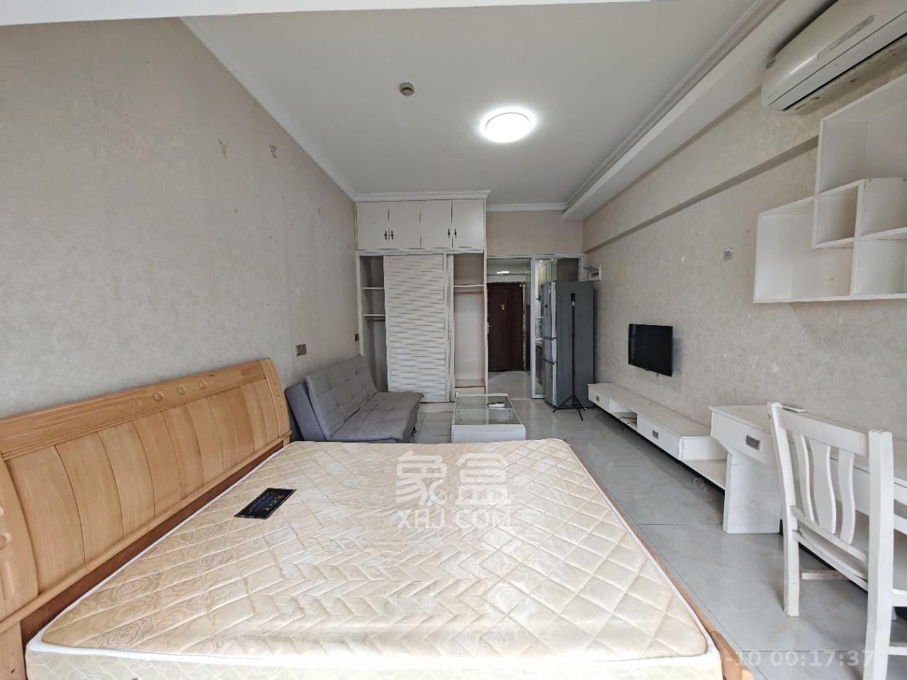 达美D6区  1室1厅1卫    1400.0元/月室内图