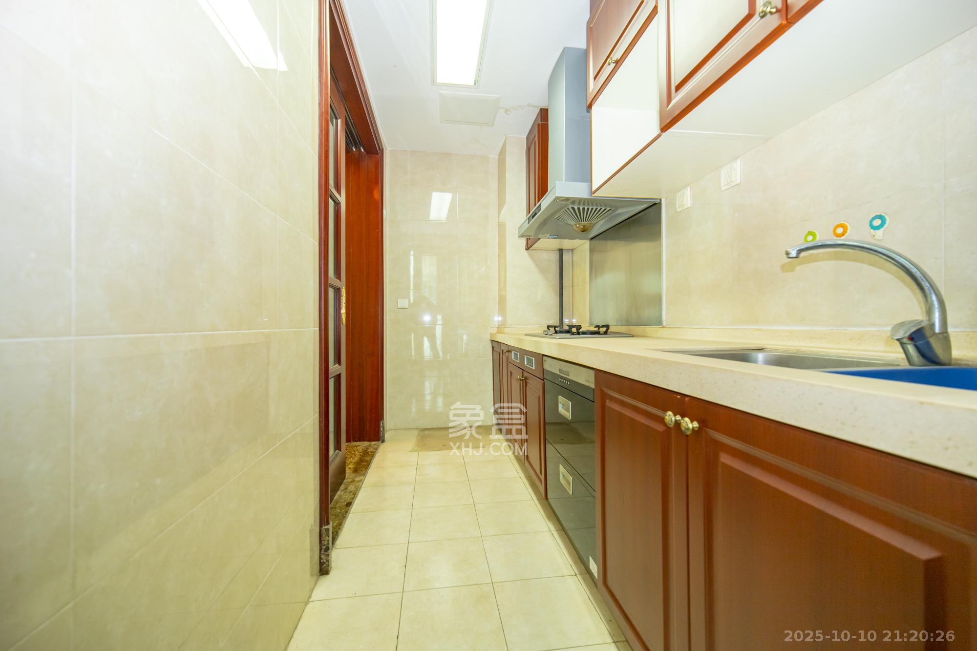 恒大雅苑  2室1厅1卫    75.0万厨房