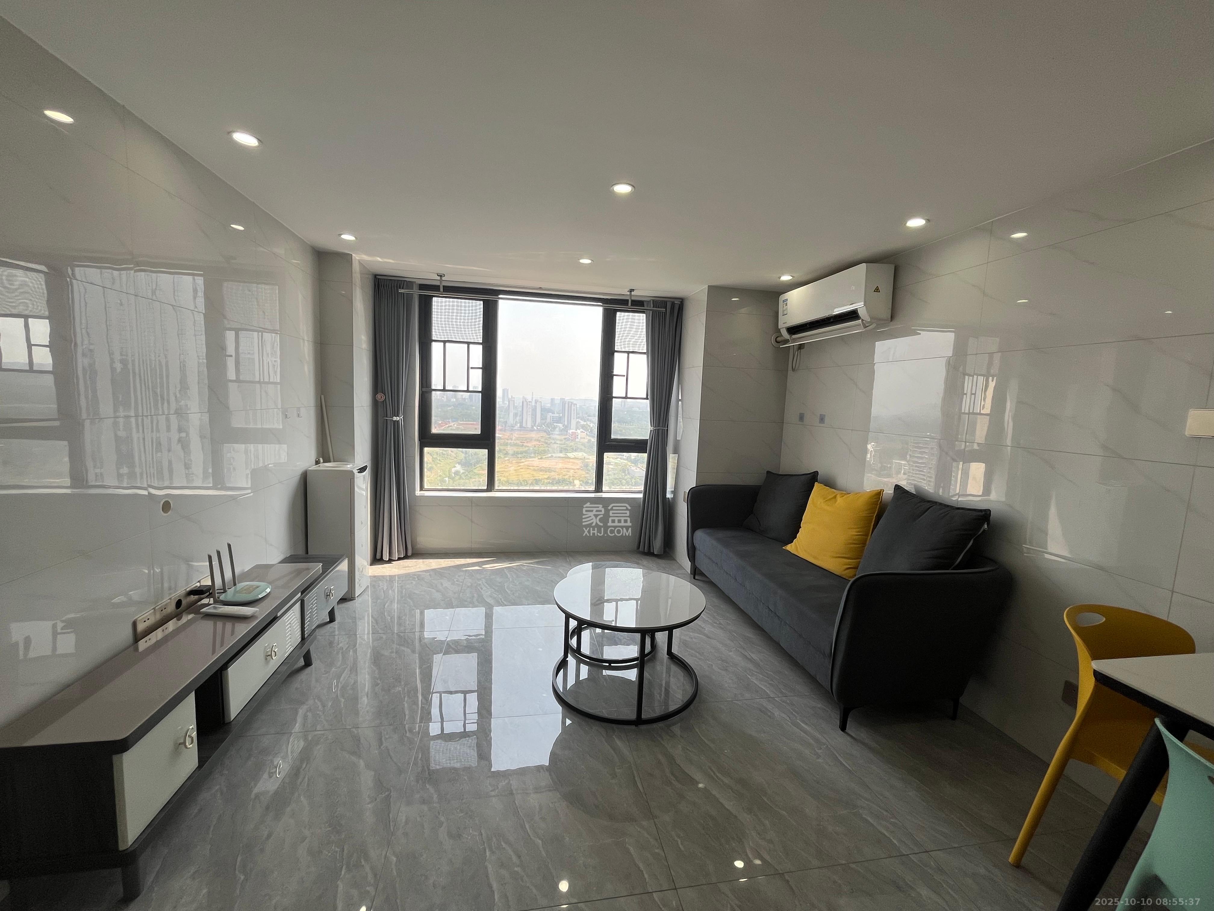 新城悦隽  2室1厅1卫    1800.0元/月室内图