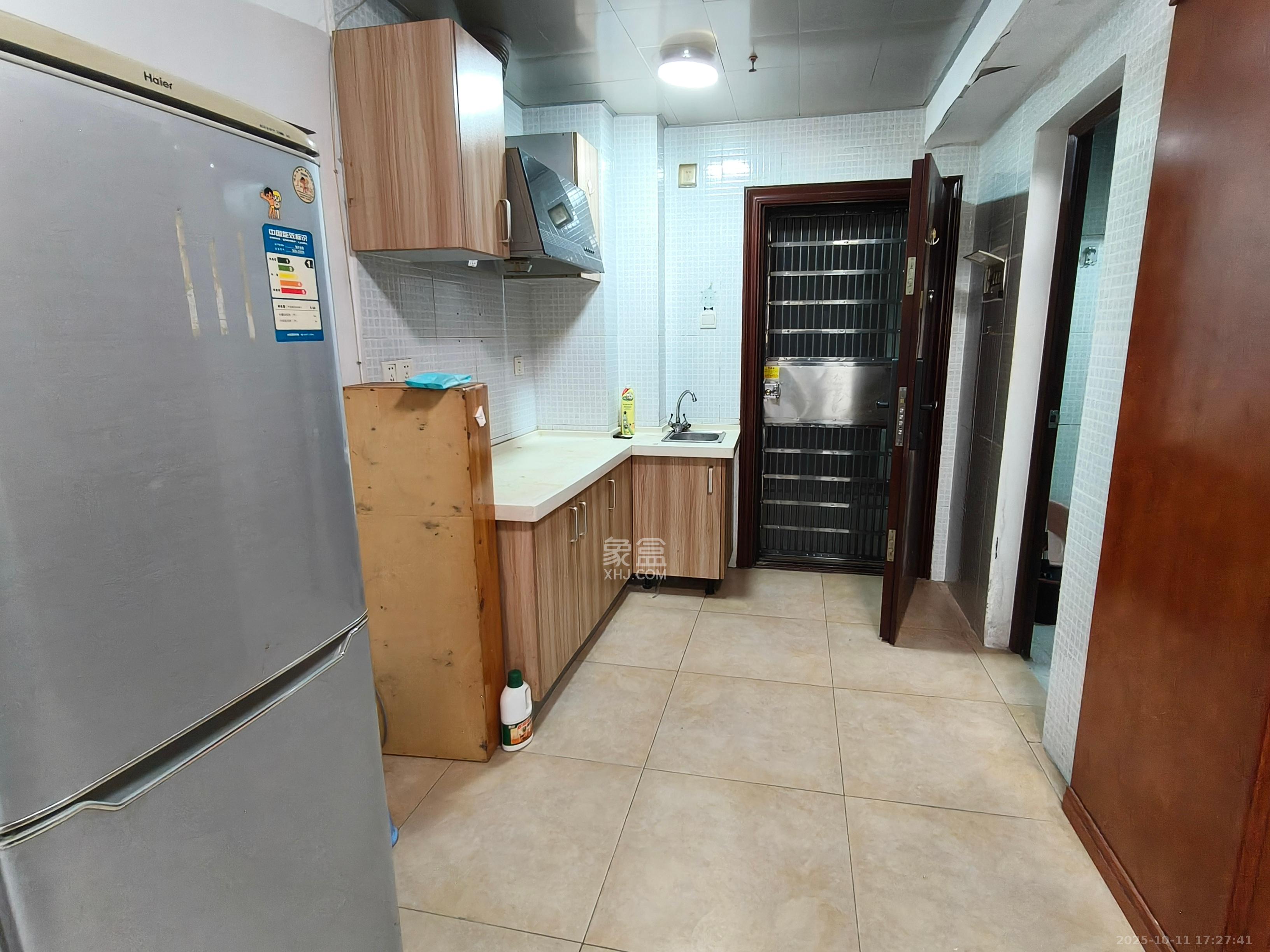 星城映象 1室1厅1卫 1200.0元/月 星城映象 1室1厅1卫 1200.0元/月室内图