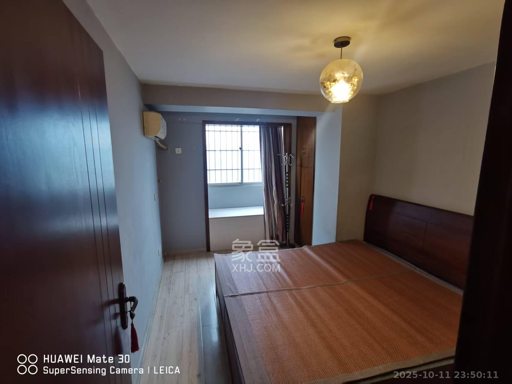 宏景名厦  3室2厅2卫    2700.0元/月室内图