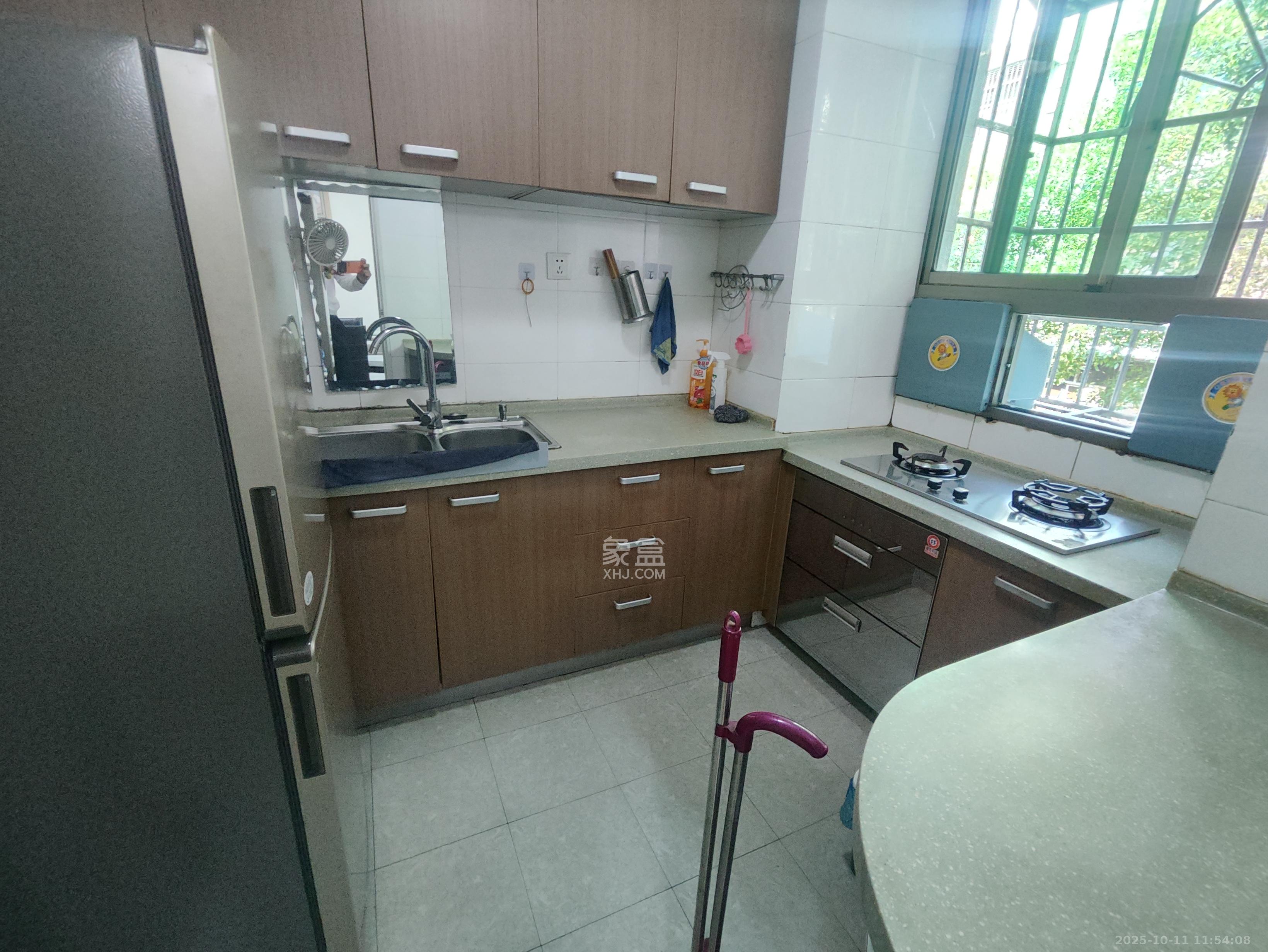 金科园  2室2厅1卫    2100.0元/月 金科园  2室2厅1卫    2100.0元/月室内图