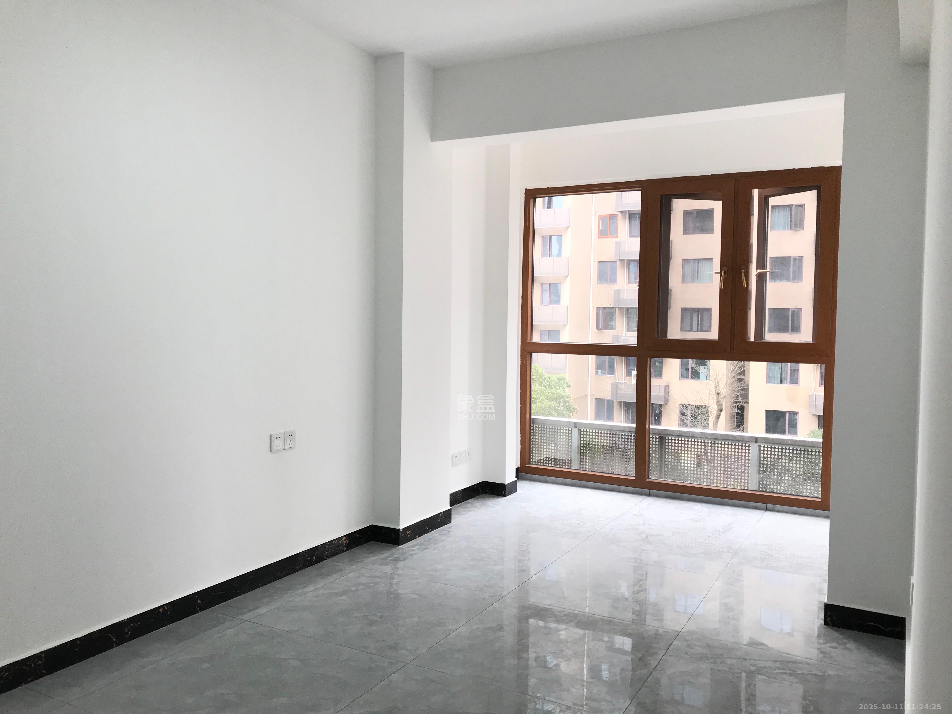 中惠锦堂 4室2厅2卫 4500.0元/月 中惠锦堂 4室2厅2卫 4500.0元/月室内图