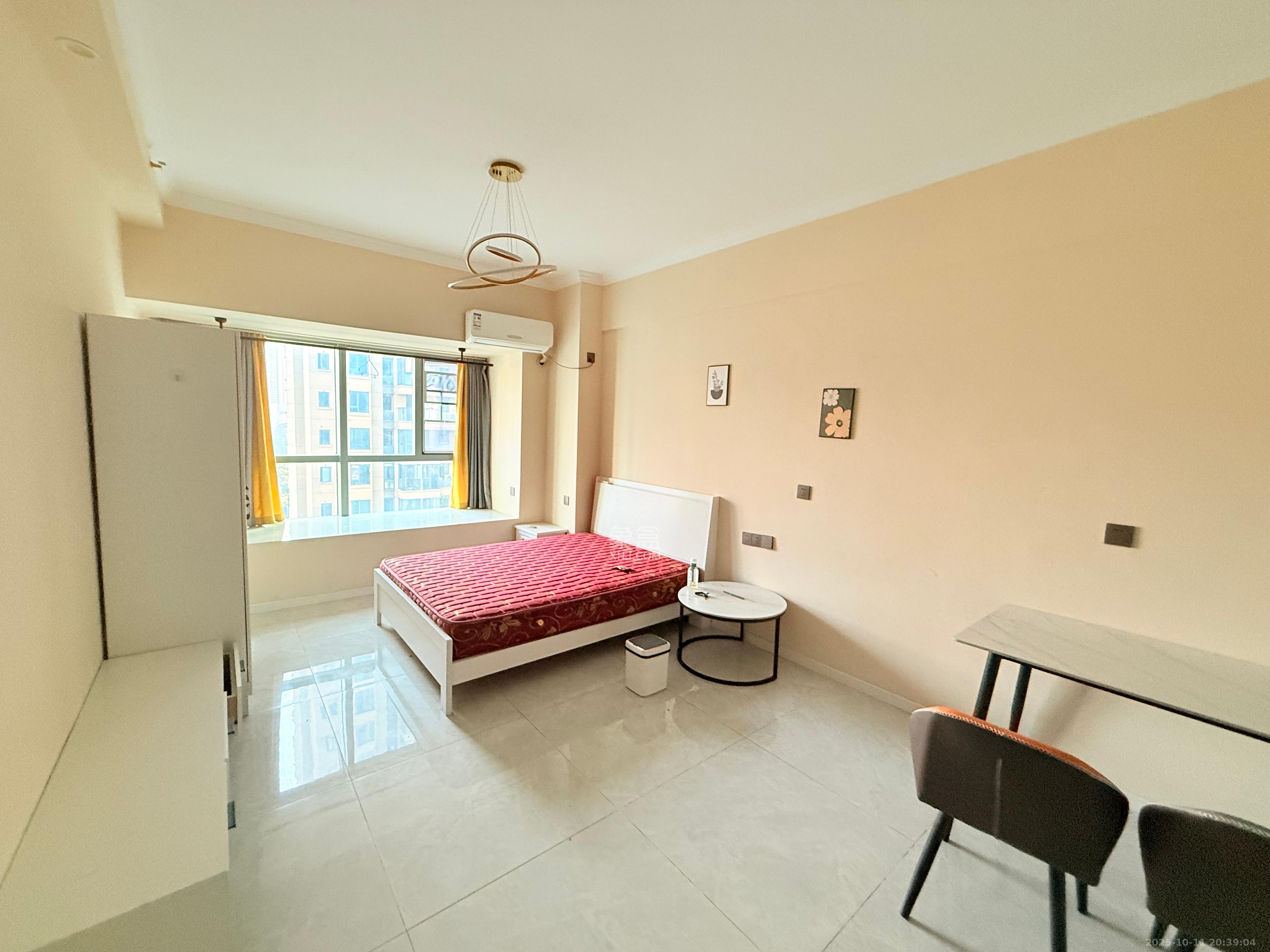 长房东旭国际  1室0厅0卫    1300.0元/月室内图