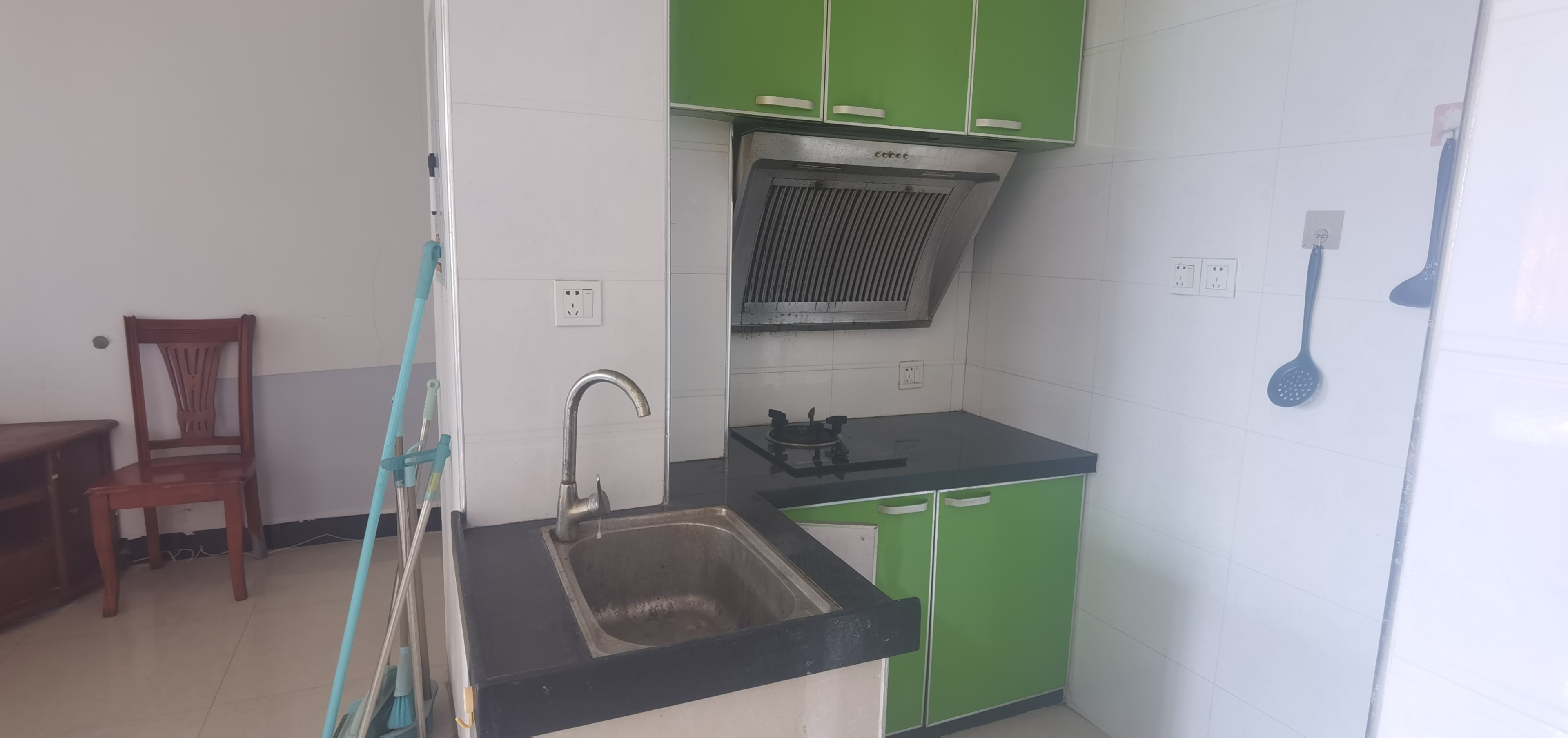 东方豪苑  1室0厅0卫    650.0元/月室内图