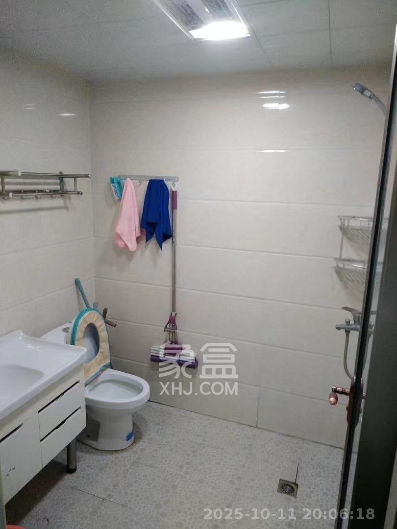 MOMA当代广场 1室1厅1卫 1100.0元/月 MOMA当代广场 1室1厅1卫 1100.0元/月室内图