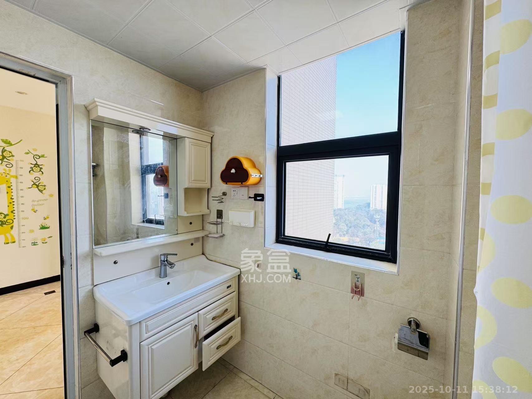 乾城(兴旺乾城) 3室2厅1卫 2500.0元/月 乾城(兴旺乾城) 3室2厅1卫 2500.0元/月室内图