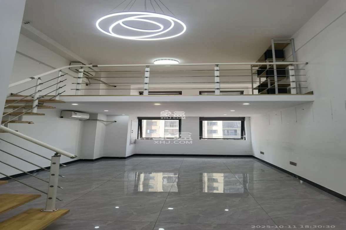 华润置地广场二期 1室1厅1卫 1600.0元/月 华润置地广场二期 1室1厅1卫 1600.0元/月室内图