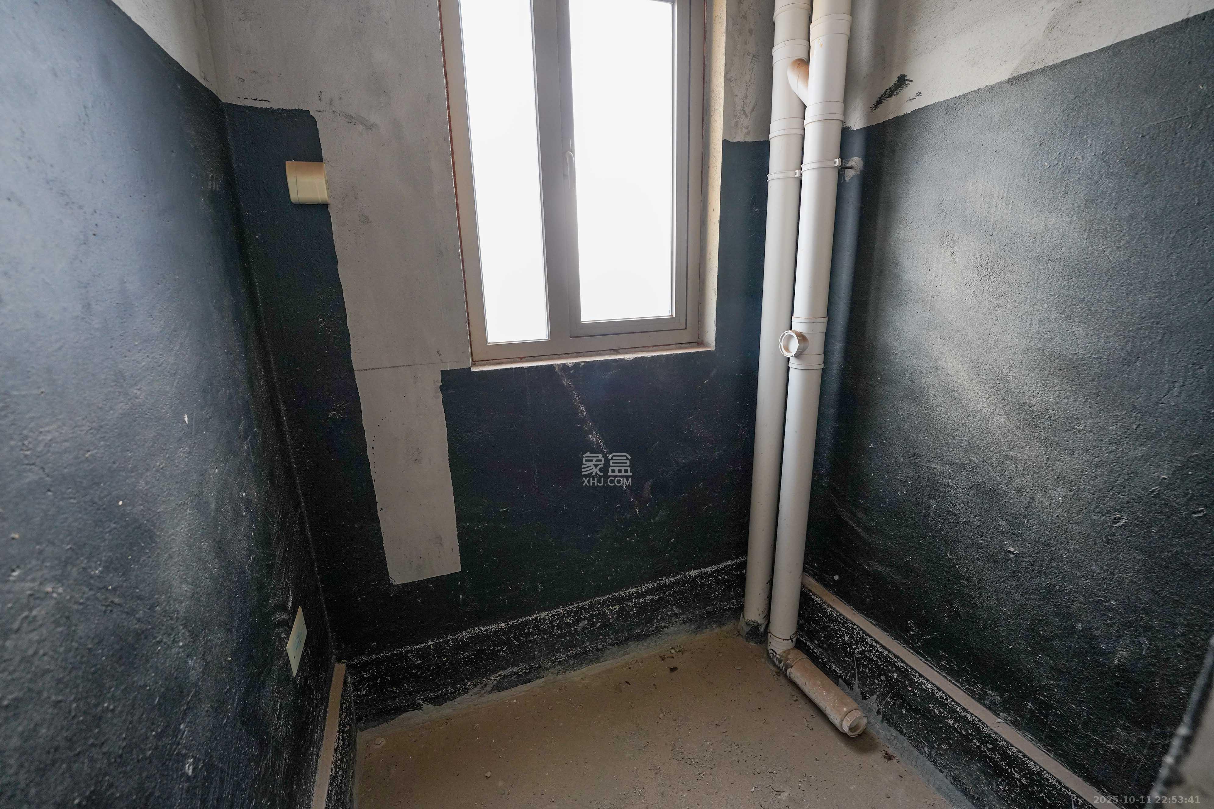 怡海星城 3室2厅1卫 58.0万 怡海星城 3室2厅1卫 58.0万其他