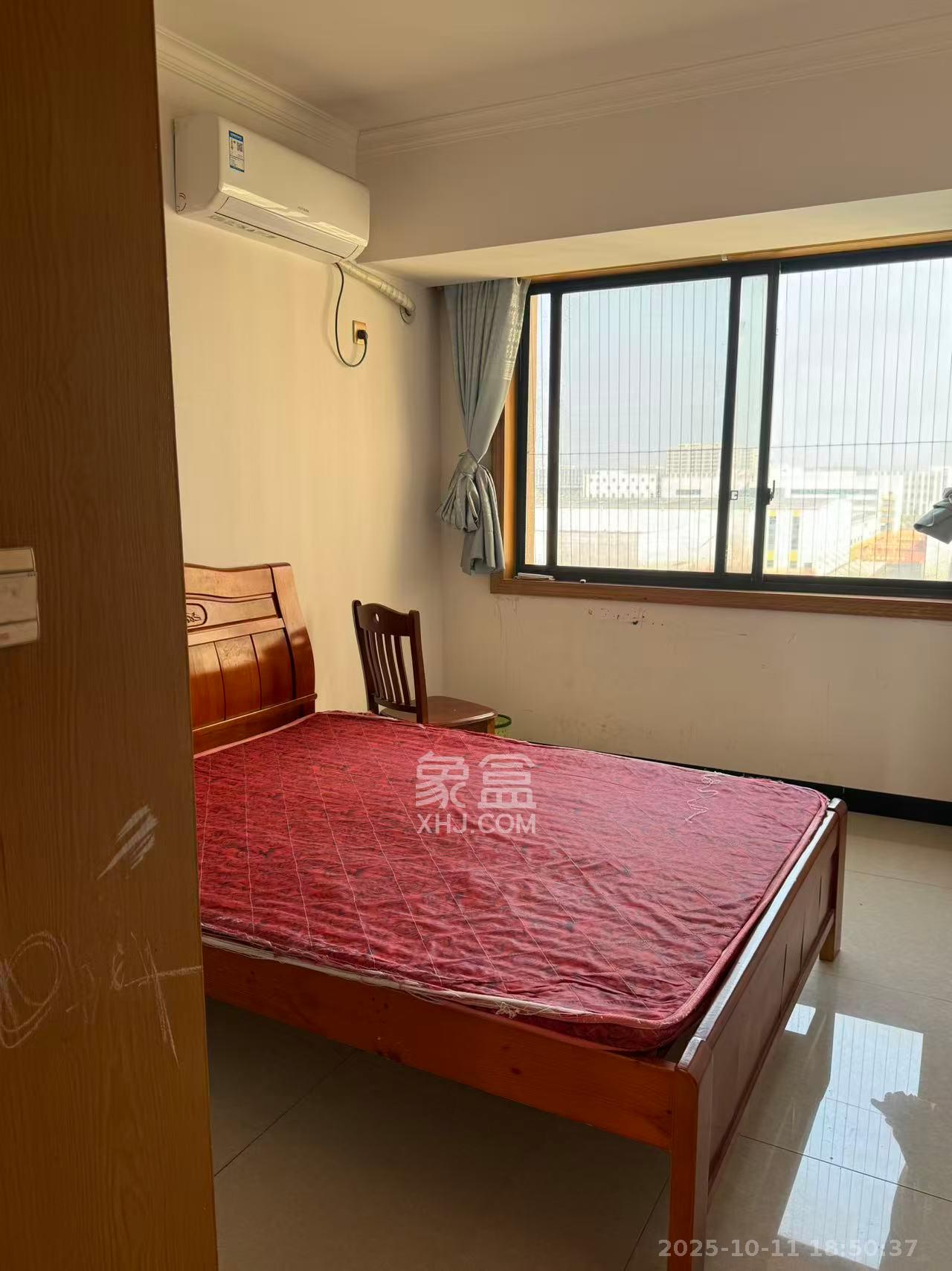 佳兆业君汇上品  3室2厅2卫    1800.0元/月 佳兆业君汇上品  3室2厅2卫    1800.0元/月室内图