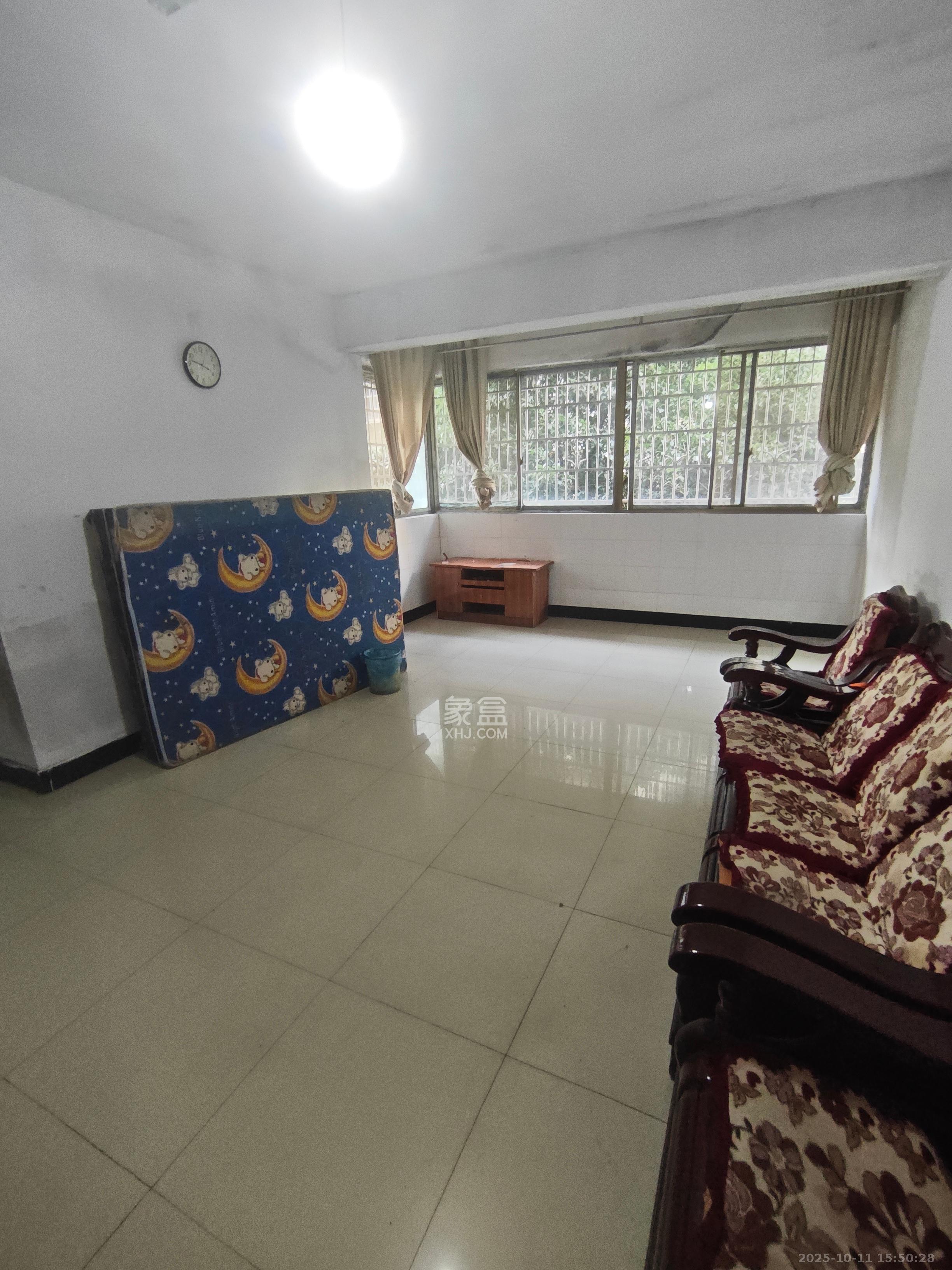 金石蓉园 2室1厅1卫 1500.0元/月 金石蓉园 2室1厅1卫 1500.0元/月室内图