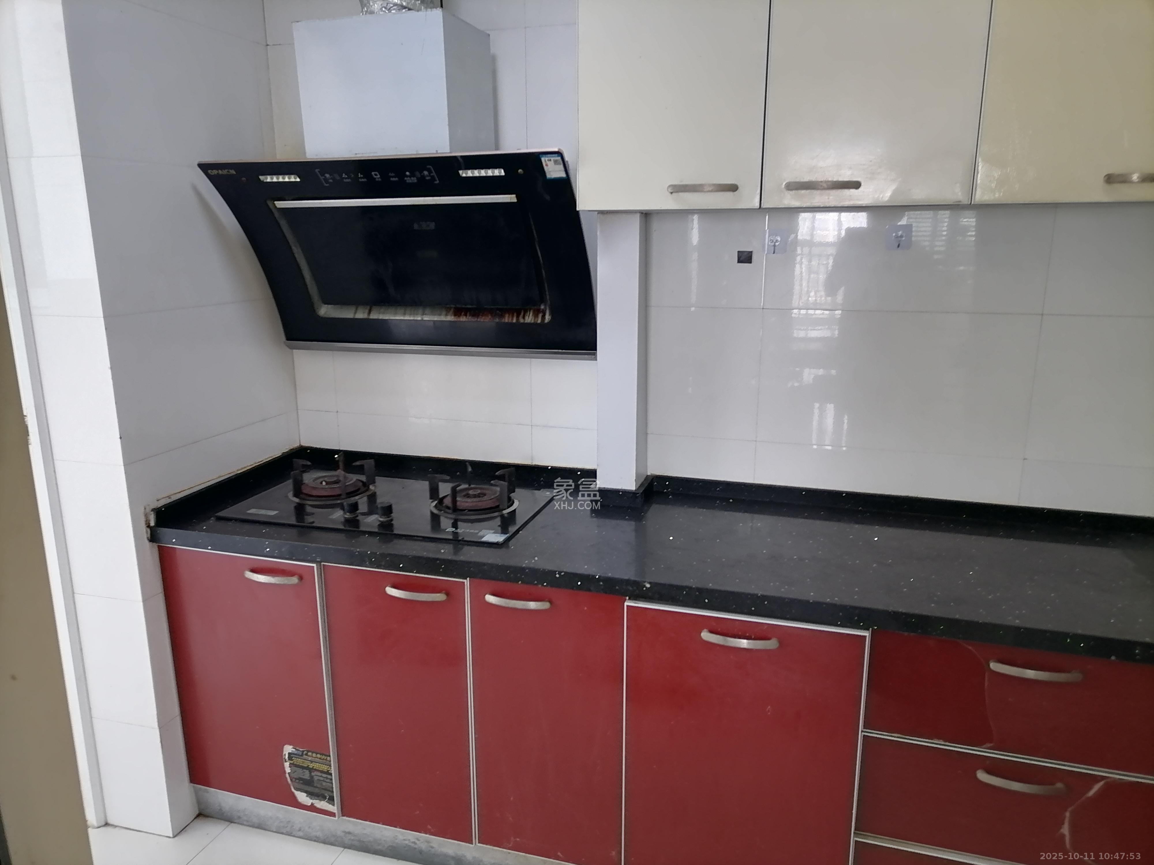 顺天黄金海岸 3室2厅1卫 2500.0元/月 顺天黄金海岸 3室2厅1卫 2500.0元/月室内图