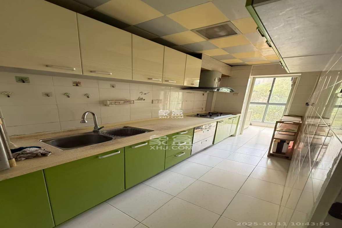 欧园 2室2厅1卫 2600.0元/月 欧园 2室2厅1卫 2600.0元/月室内图