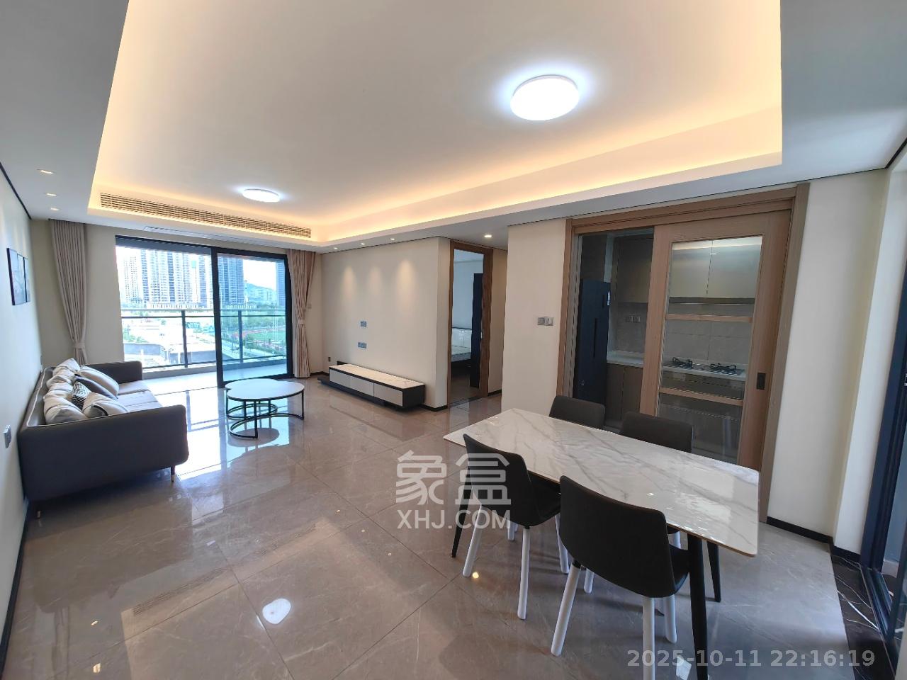 中海麓山境北区  4室2厅2卫    3000.0元/月室内图